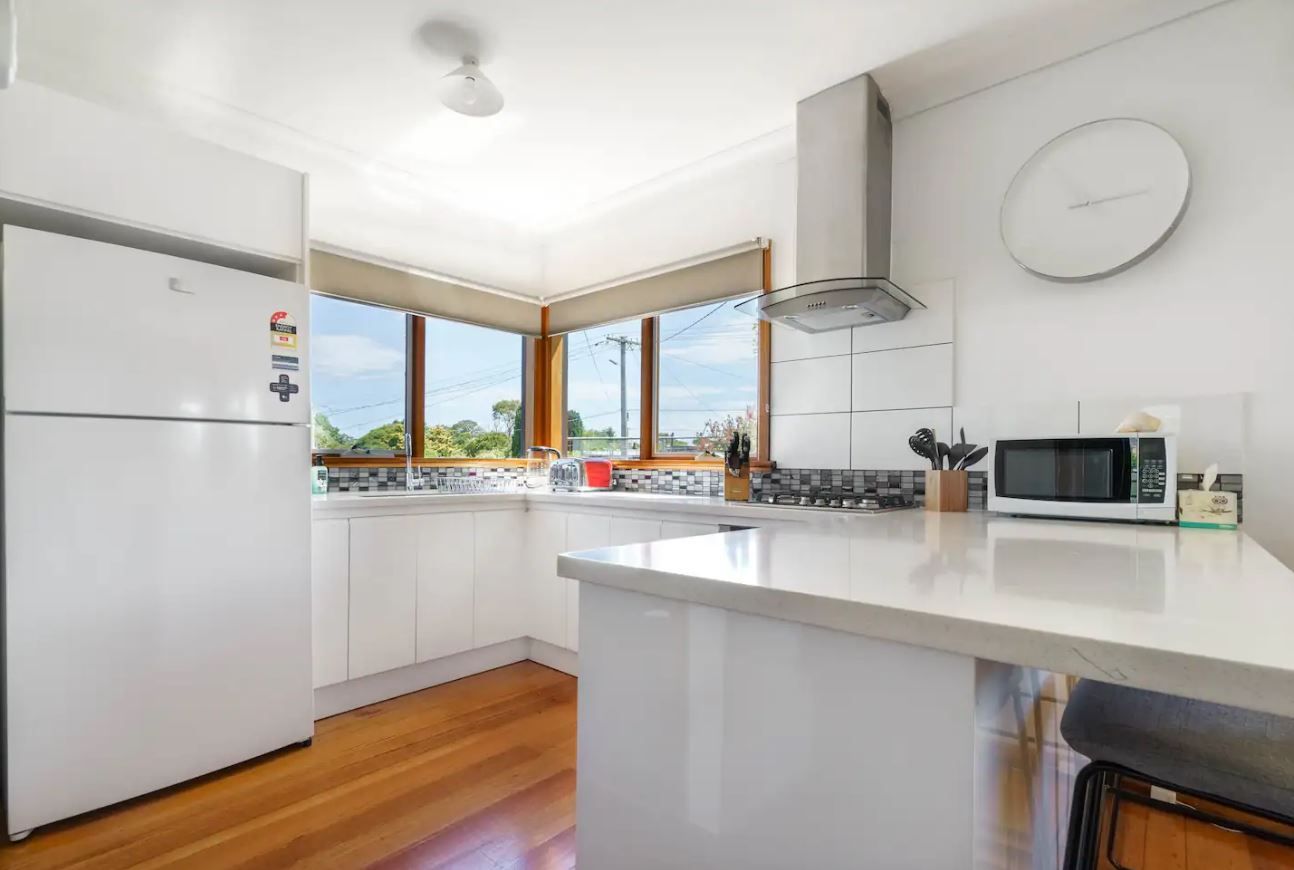 111 Eighth Avenue, Rosebud, VIC 3939