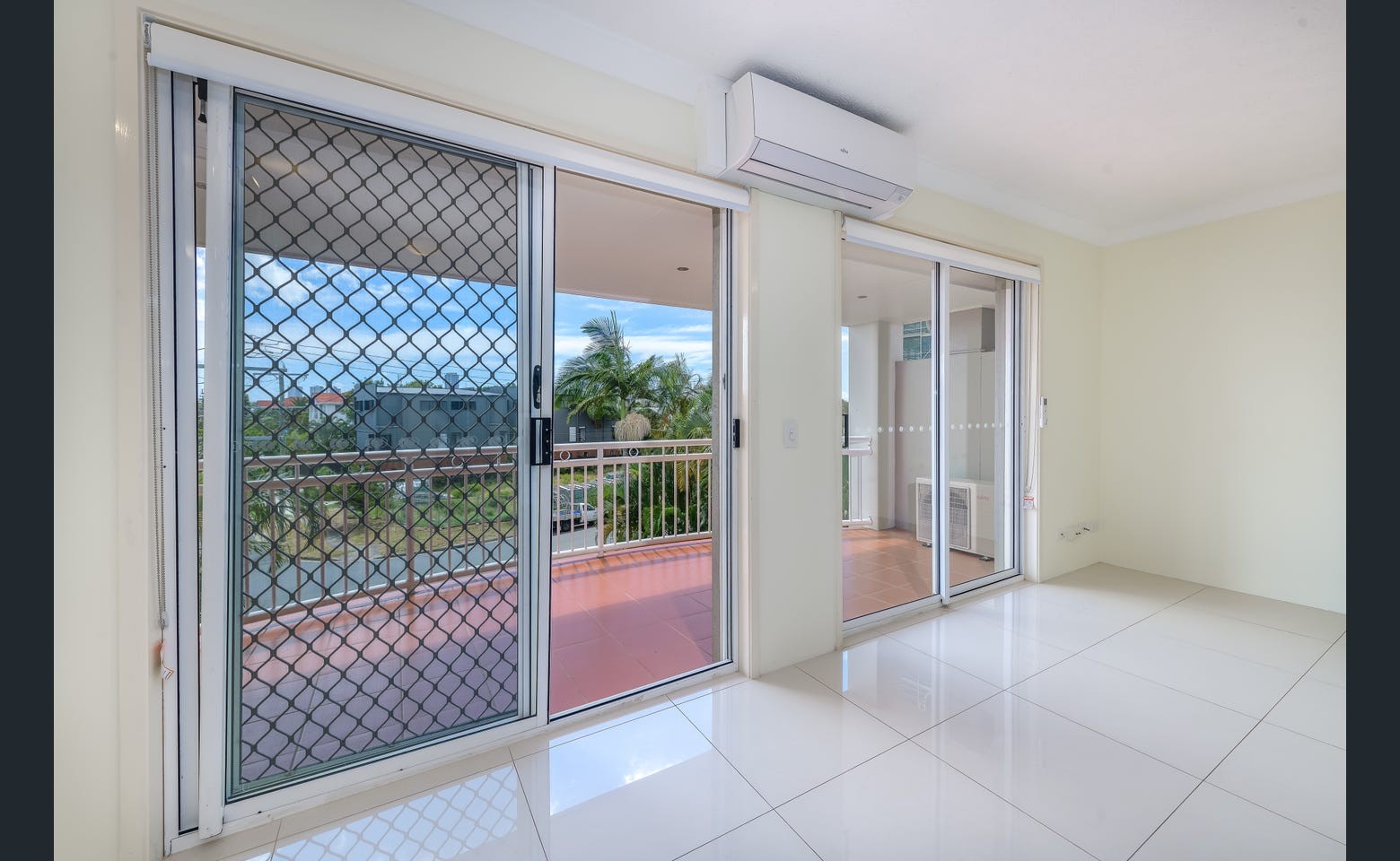 14/30-34 Dalpura Street, Chevron Island, QLD 4217