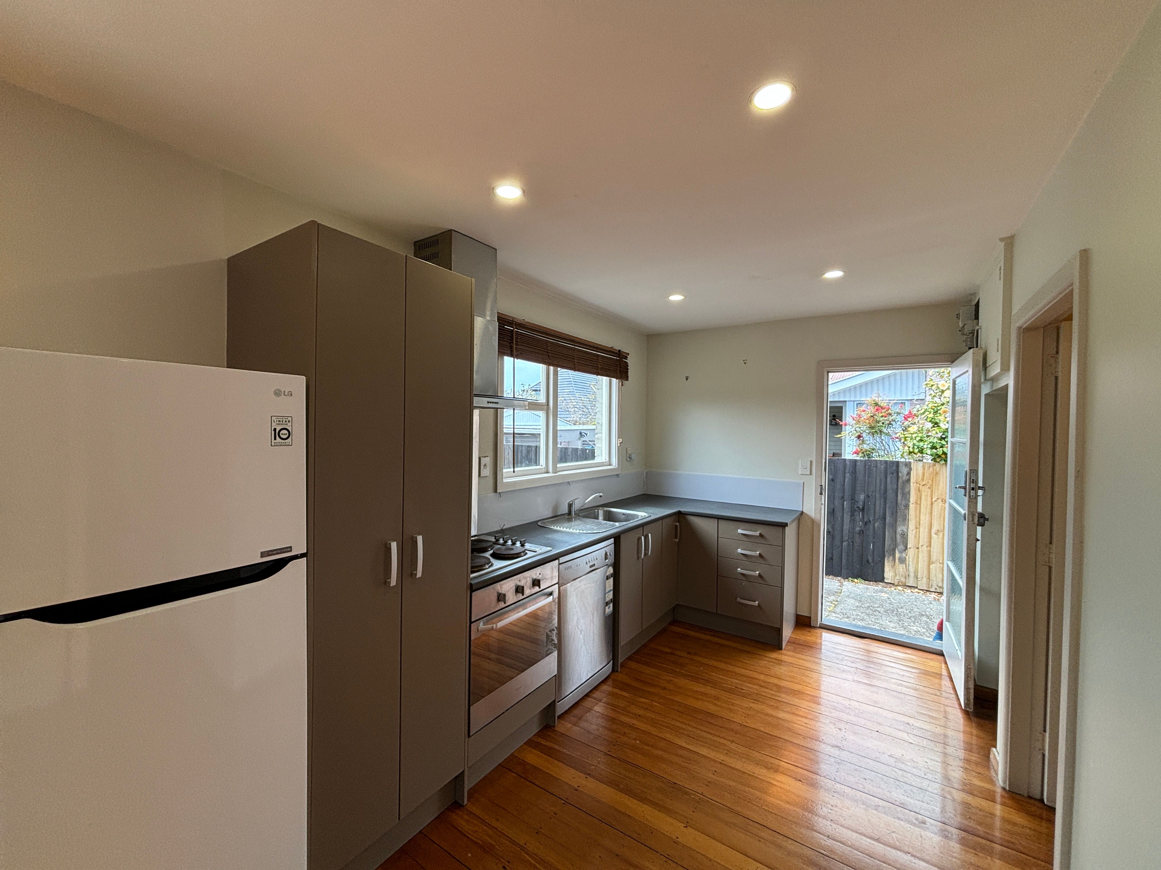 2/37 Lochee Road, Riccarton, Christchurch City