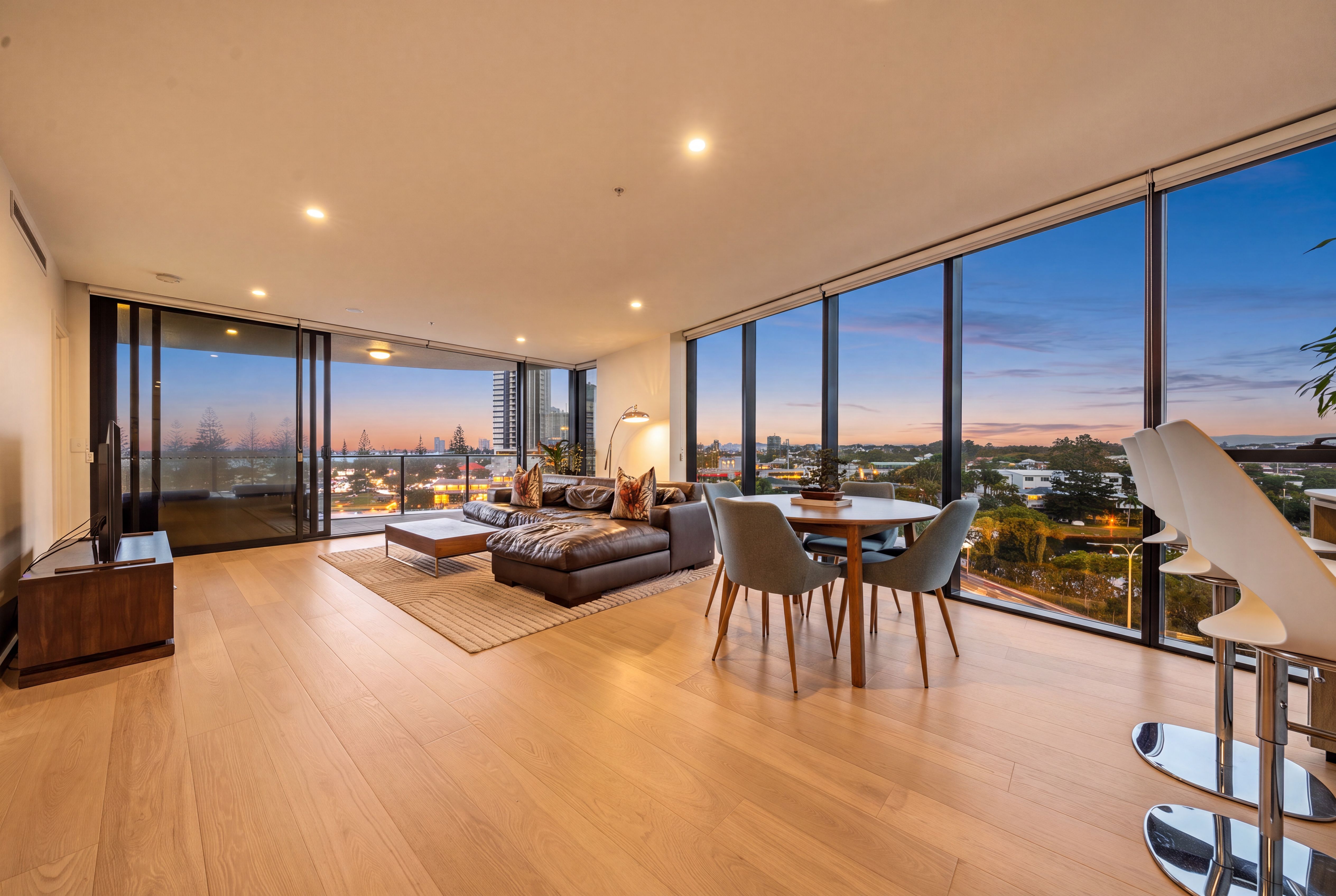 607/180 Marine Parade, Labrador, QLD 4215