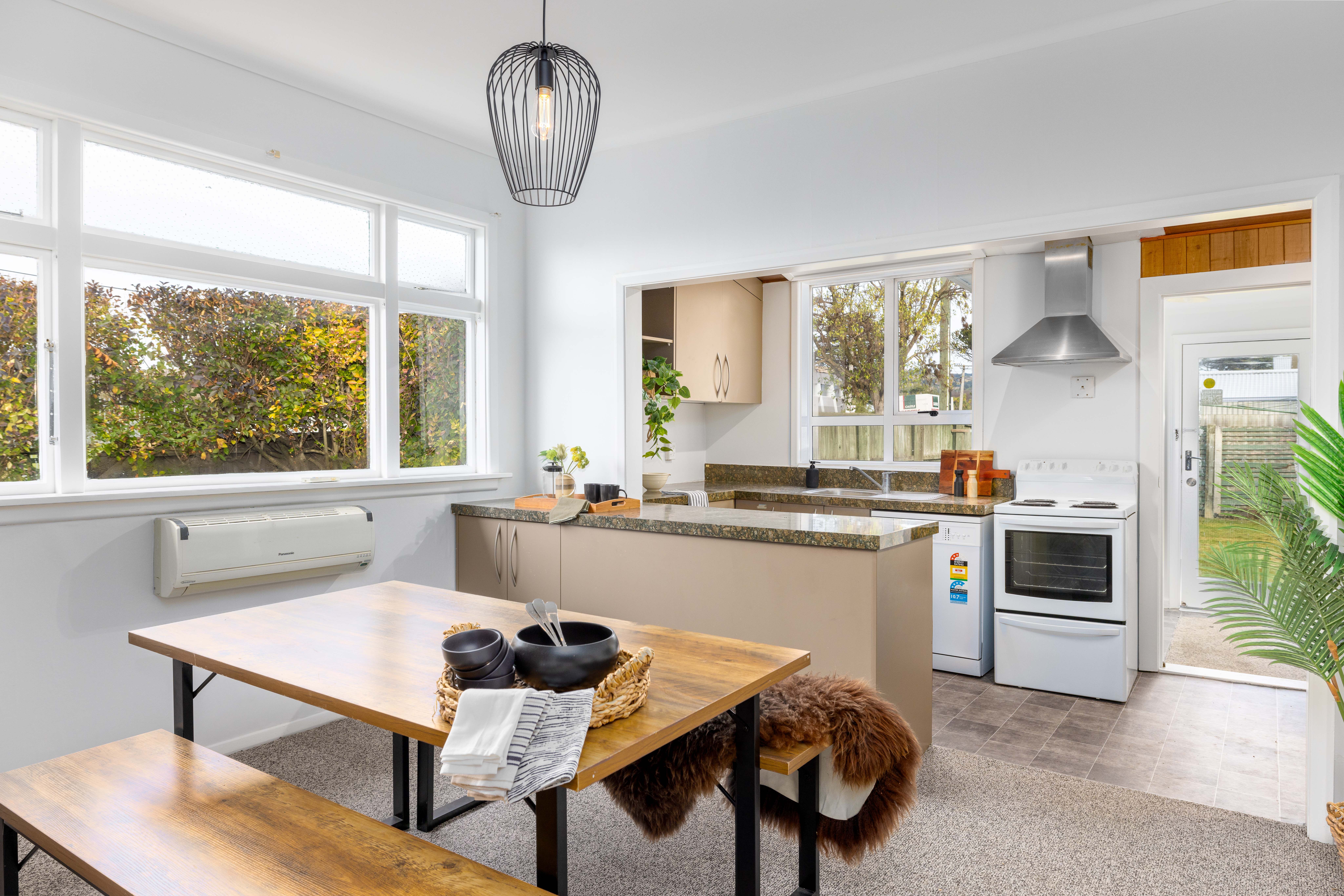 1 Clarendon Terrace, Woolston, Christchurch City
