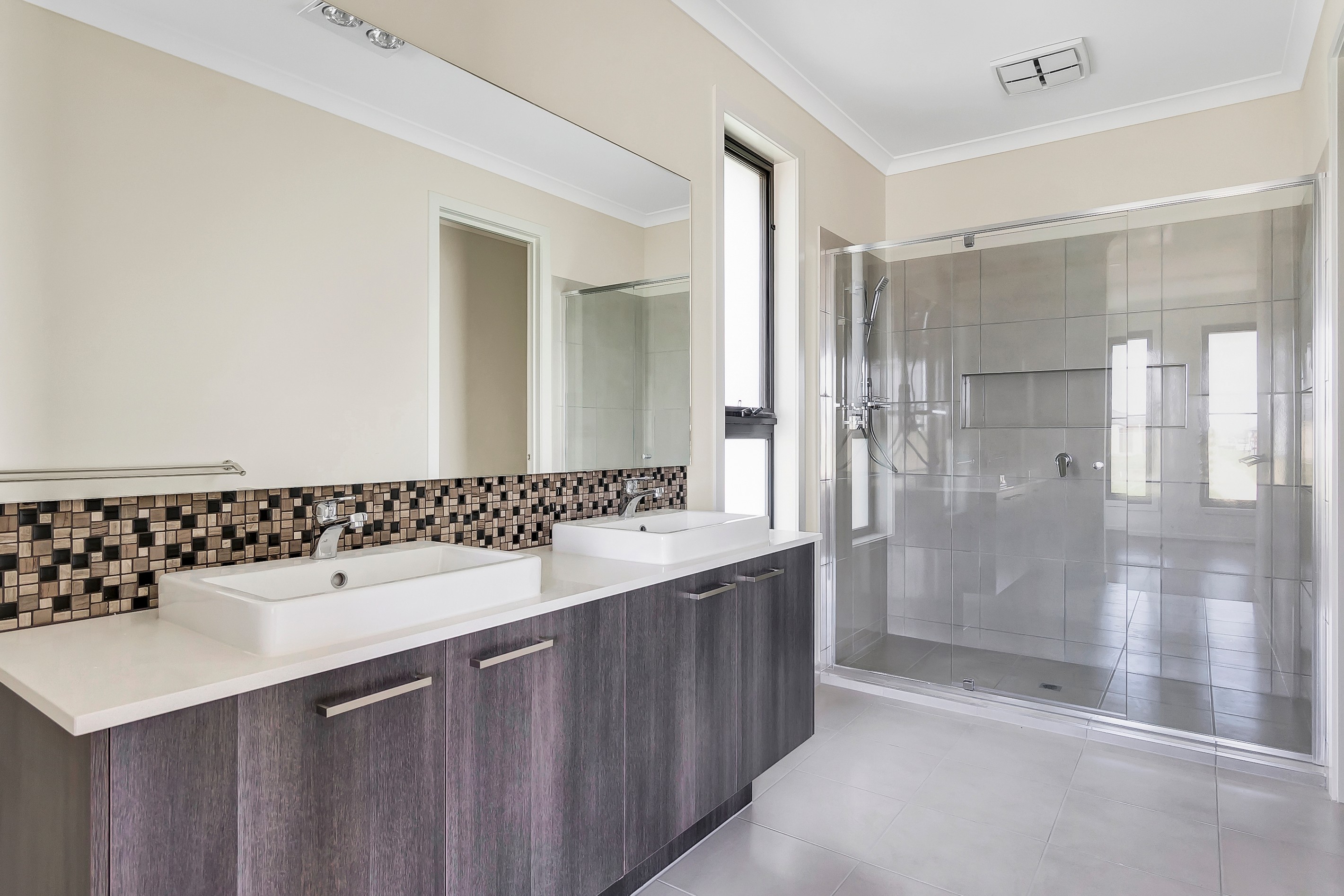9 Buttermint Crescent, Manor Lakes, VIC 3024