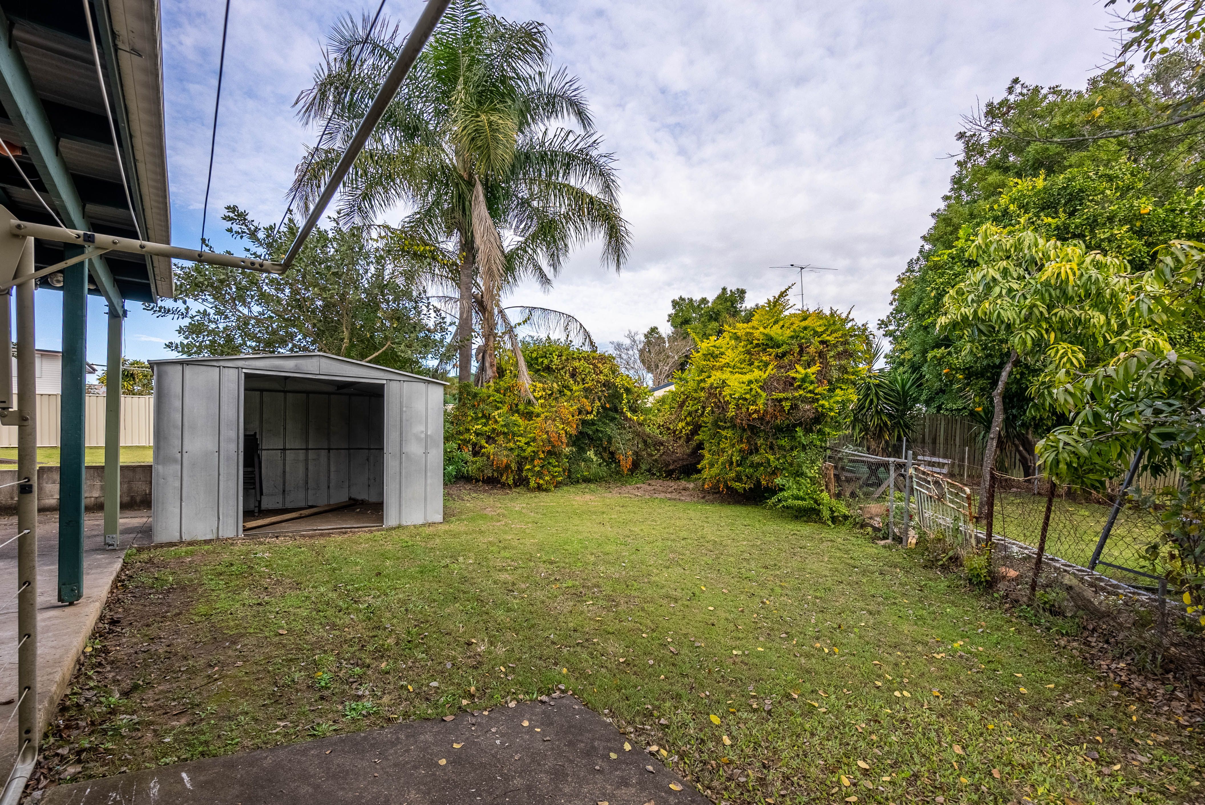 1 Christine Street, North Booval, QLD 4304