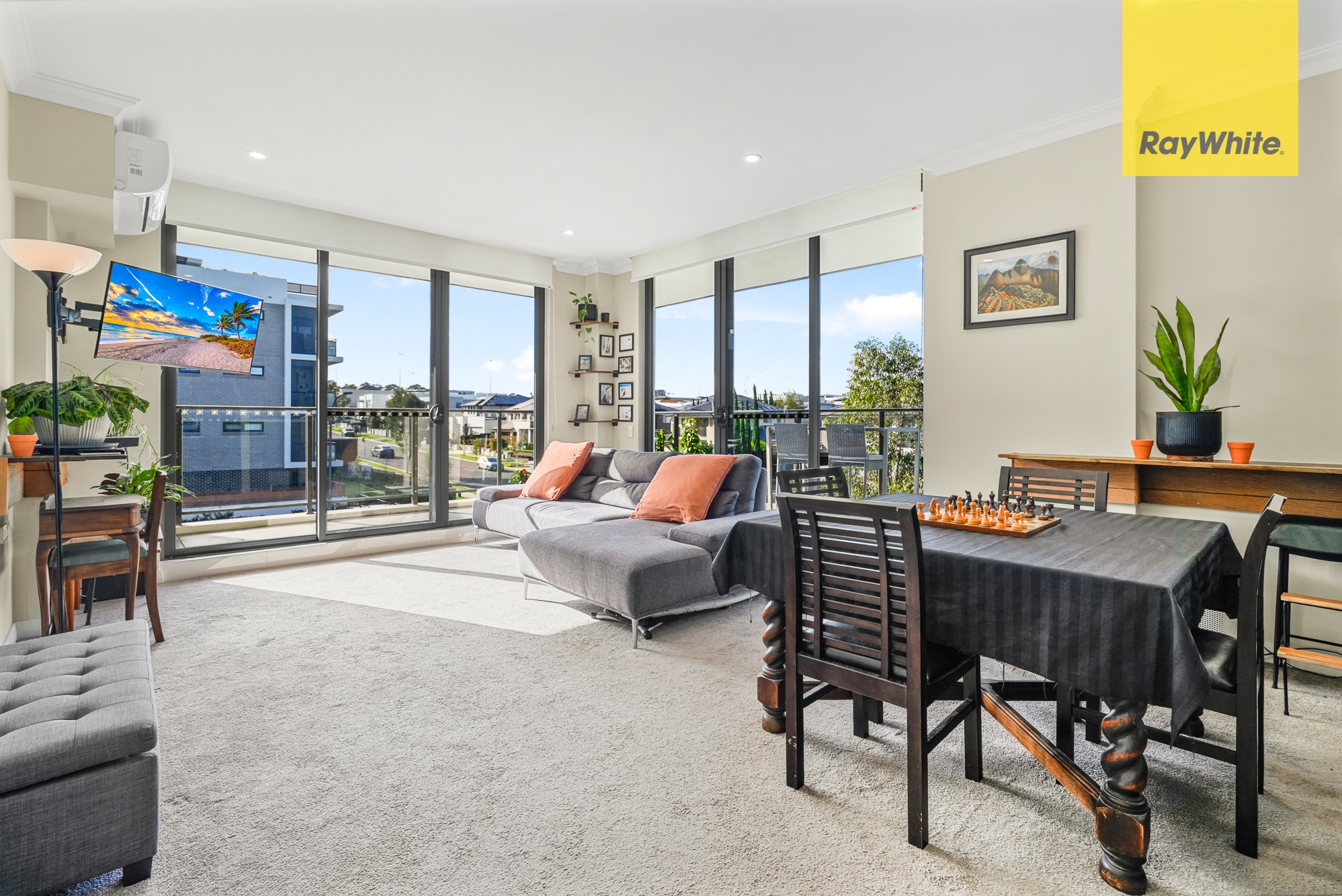 239/18 Free Settlers Drive, Kellyville, NSW 2155
