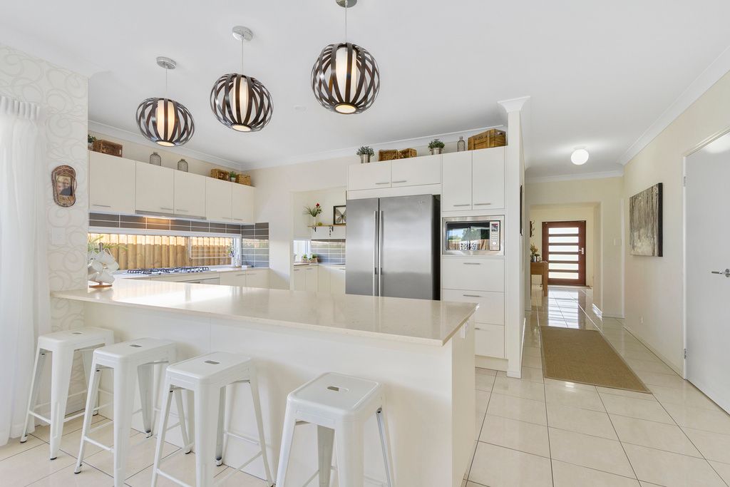 13 Mountain View Parade, Maudsland, QLD 4210