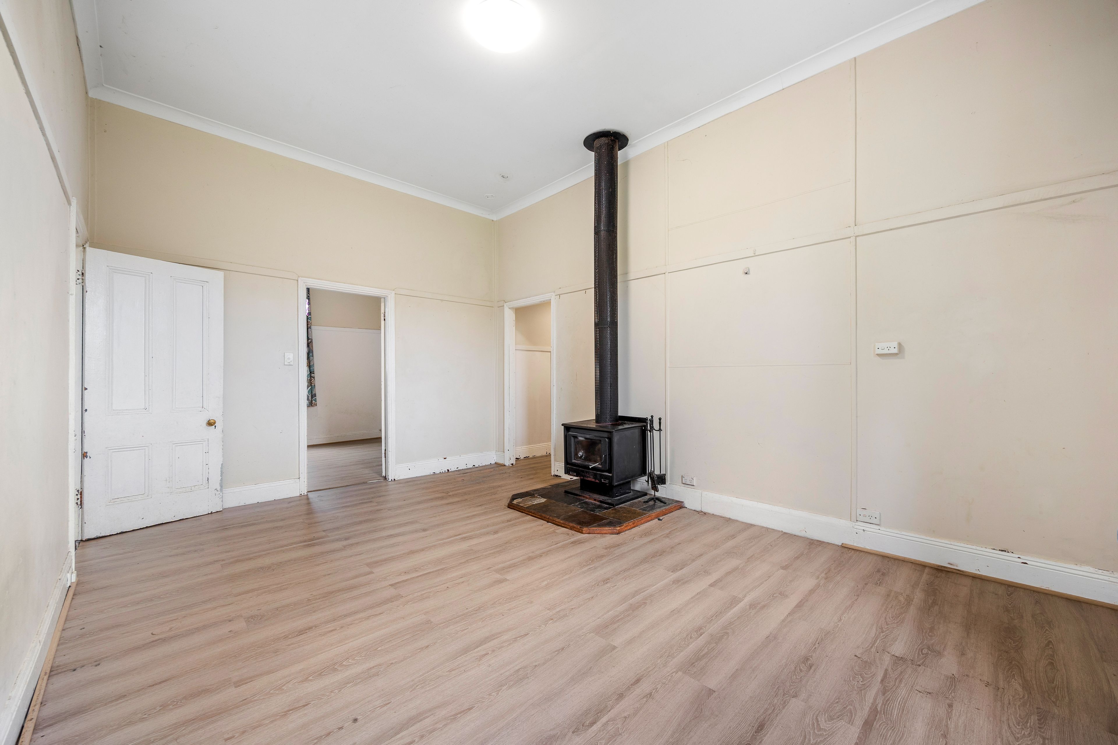 53 Albert Street — photo 3 of 19