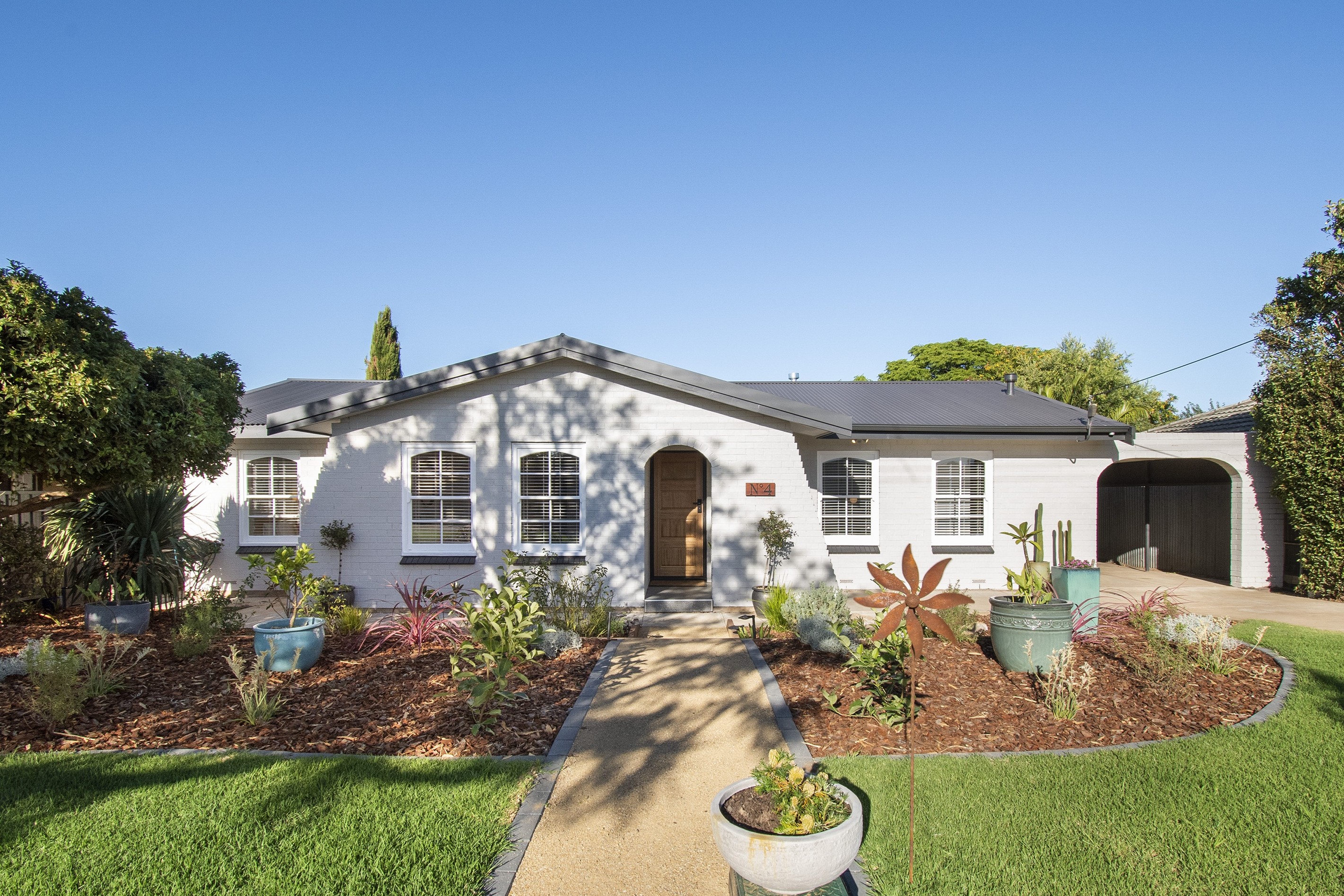 4 Cochrane Avenue, Reynella, SA 5161