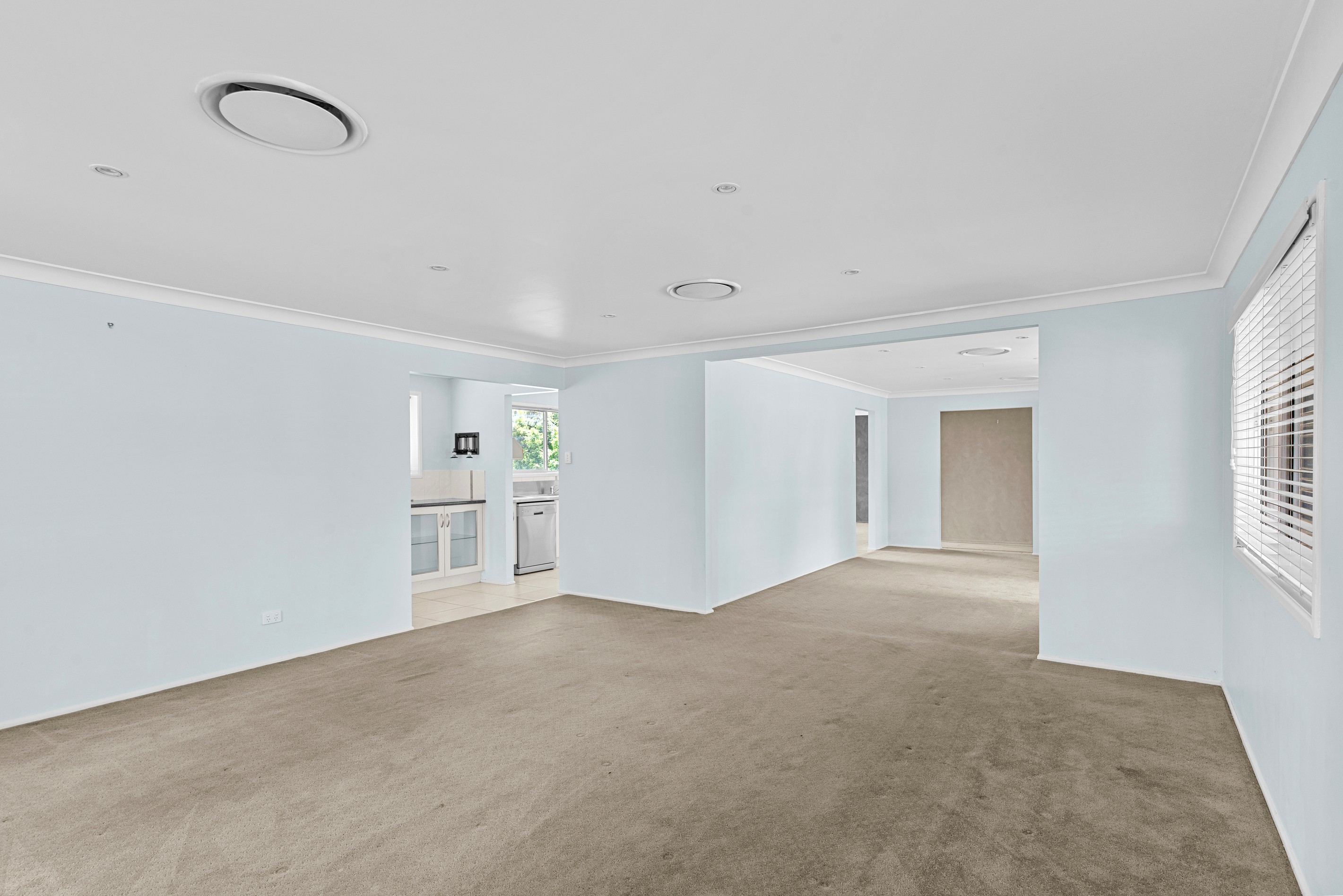 72 Watson Road, Southside, QLD 4570