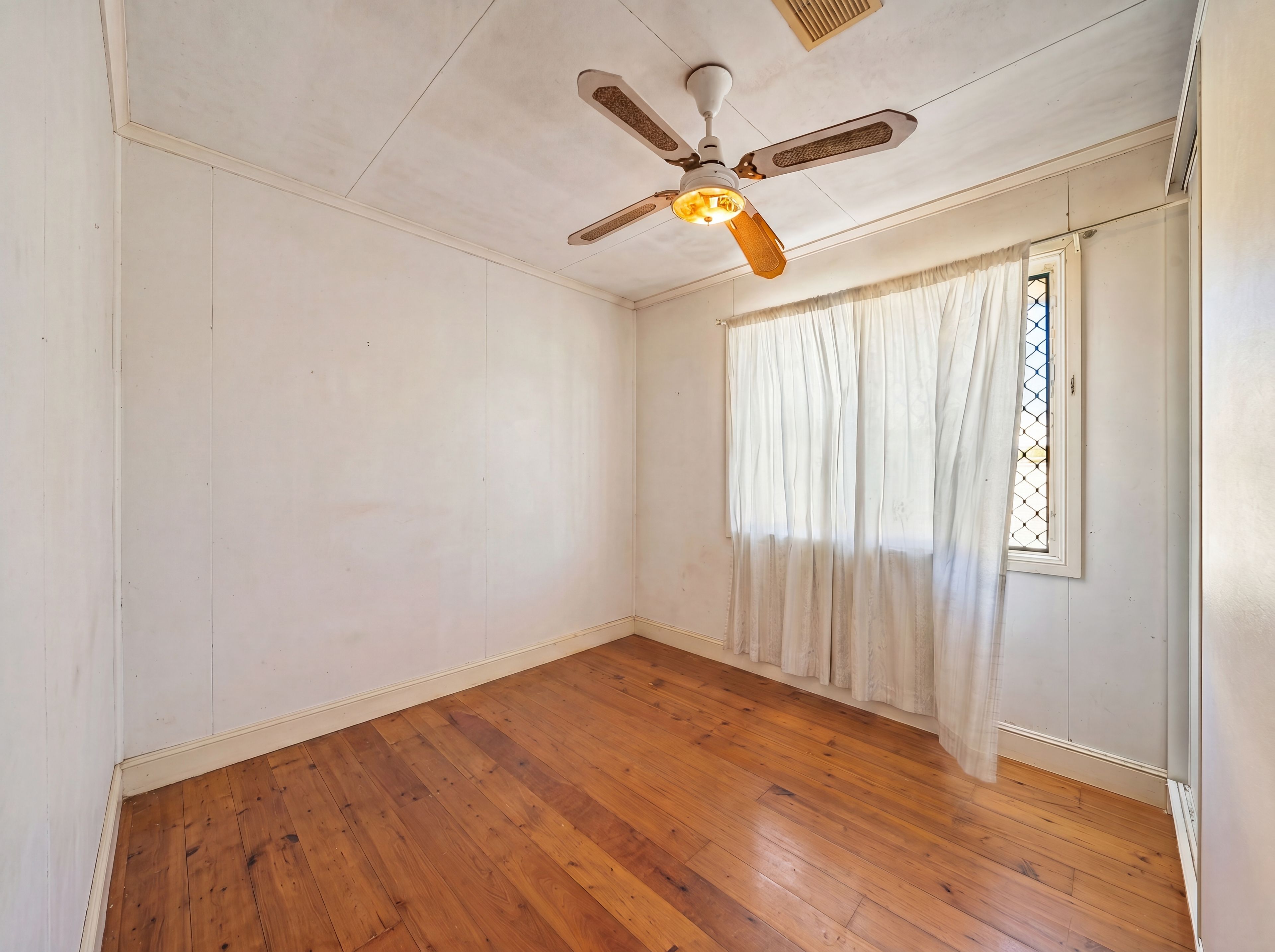 177 Maine Road — photo 15 of 21