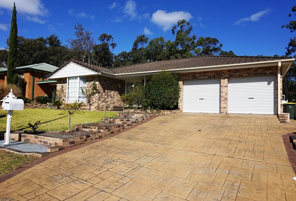 50 Parma Crescent, St Helens Park, NSW 2560