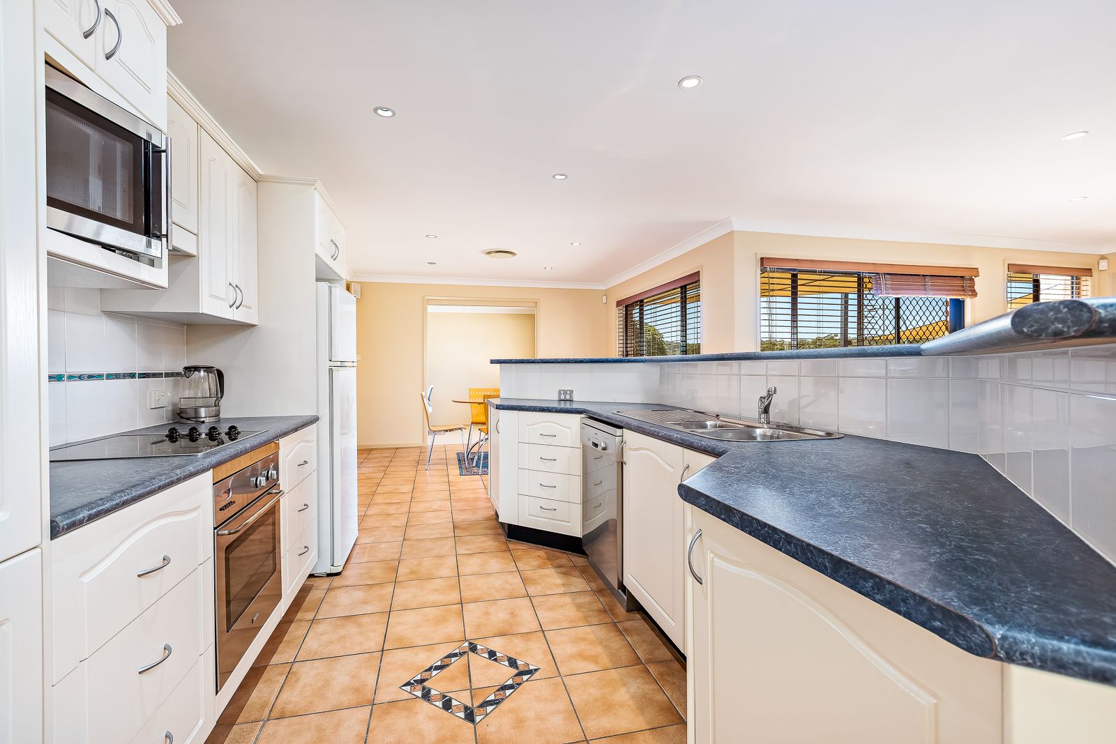38 Elizabeth Street, Cardiff South, NSW 2285