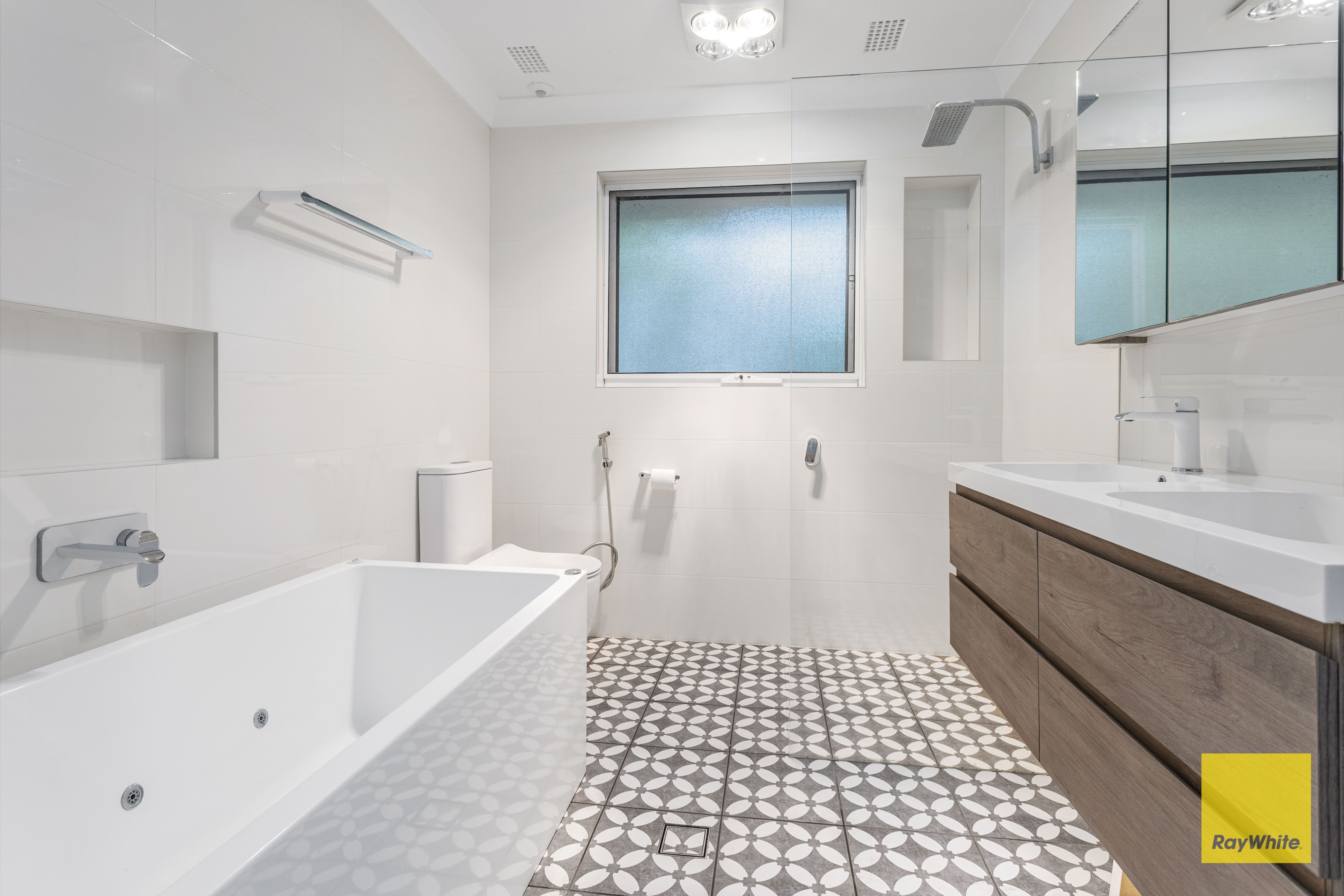 26 Gleeson Avenue — photo 9 of 12
