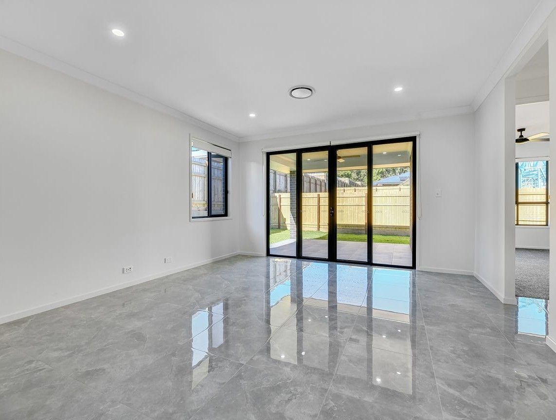 14 Wellside Street, Morayfield, QLD 4506