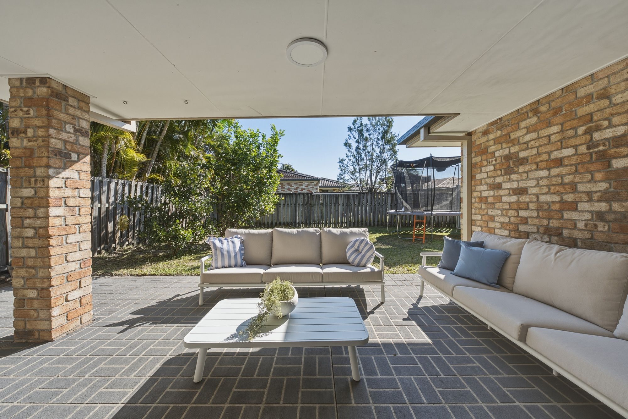 74 Denning Road — photo 4 of 19