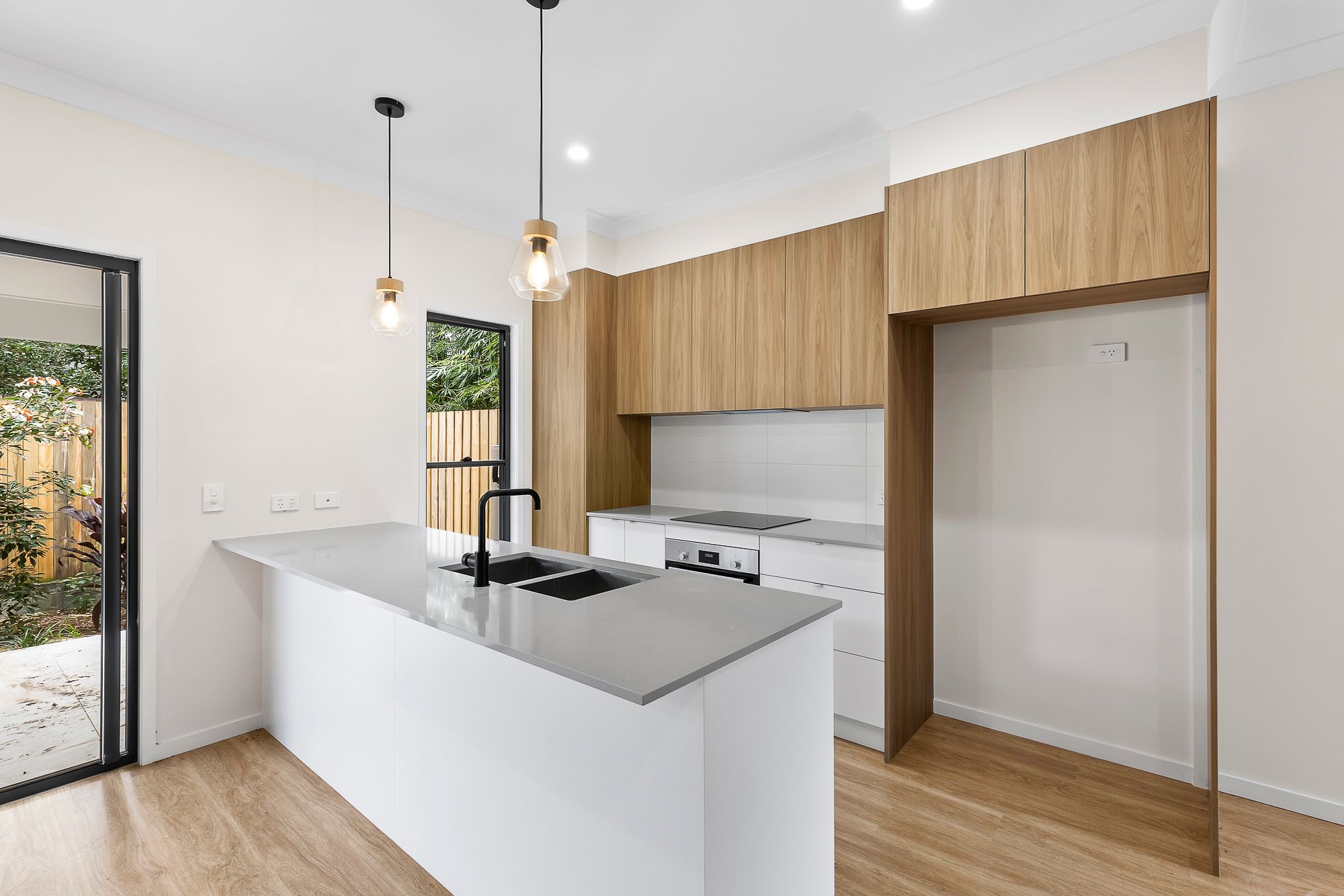 4/92 Dickenson Street, Carina, QLD 4152