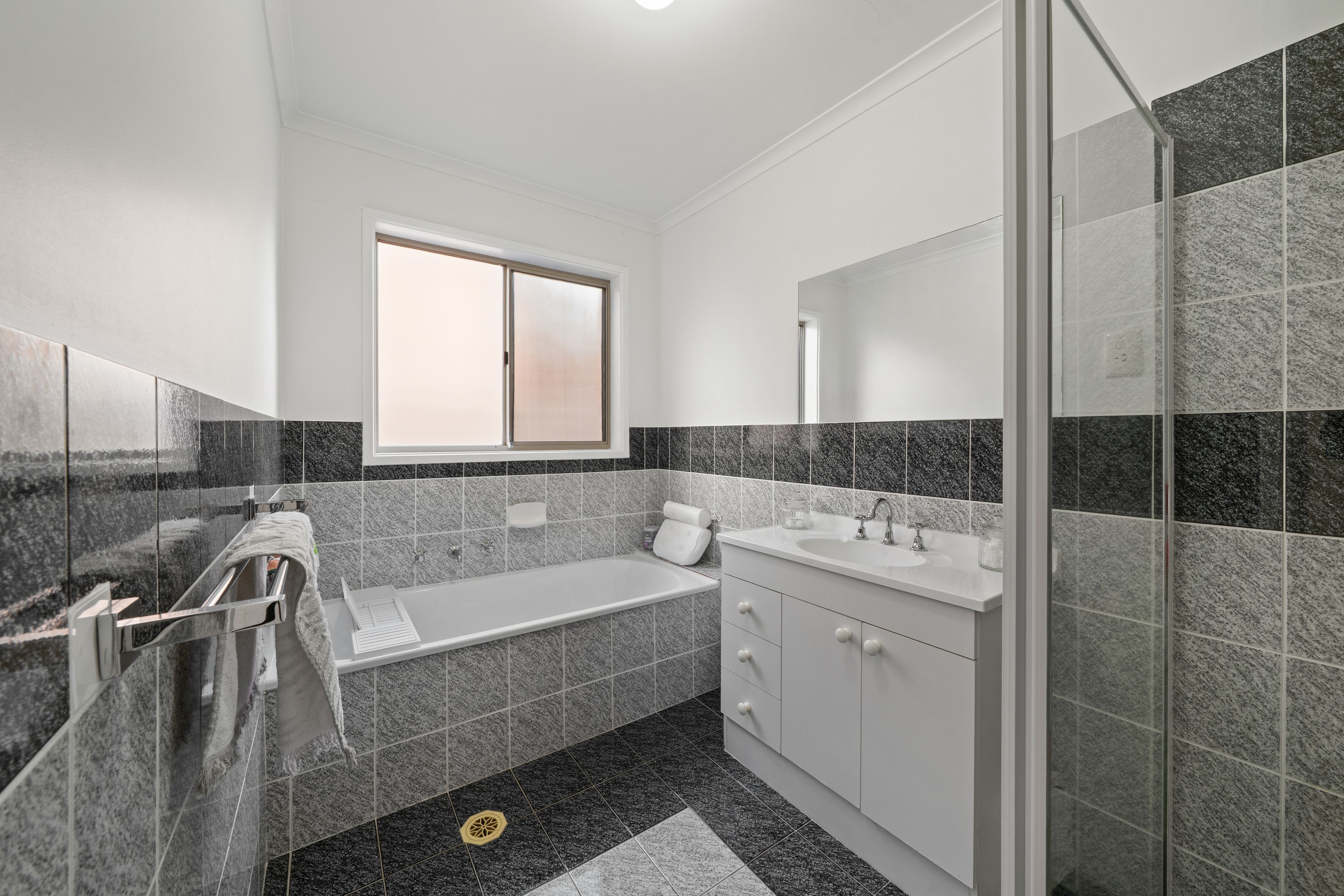 8 Clamp Place — photo 12 of 30