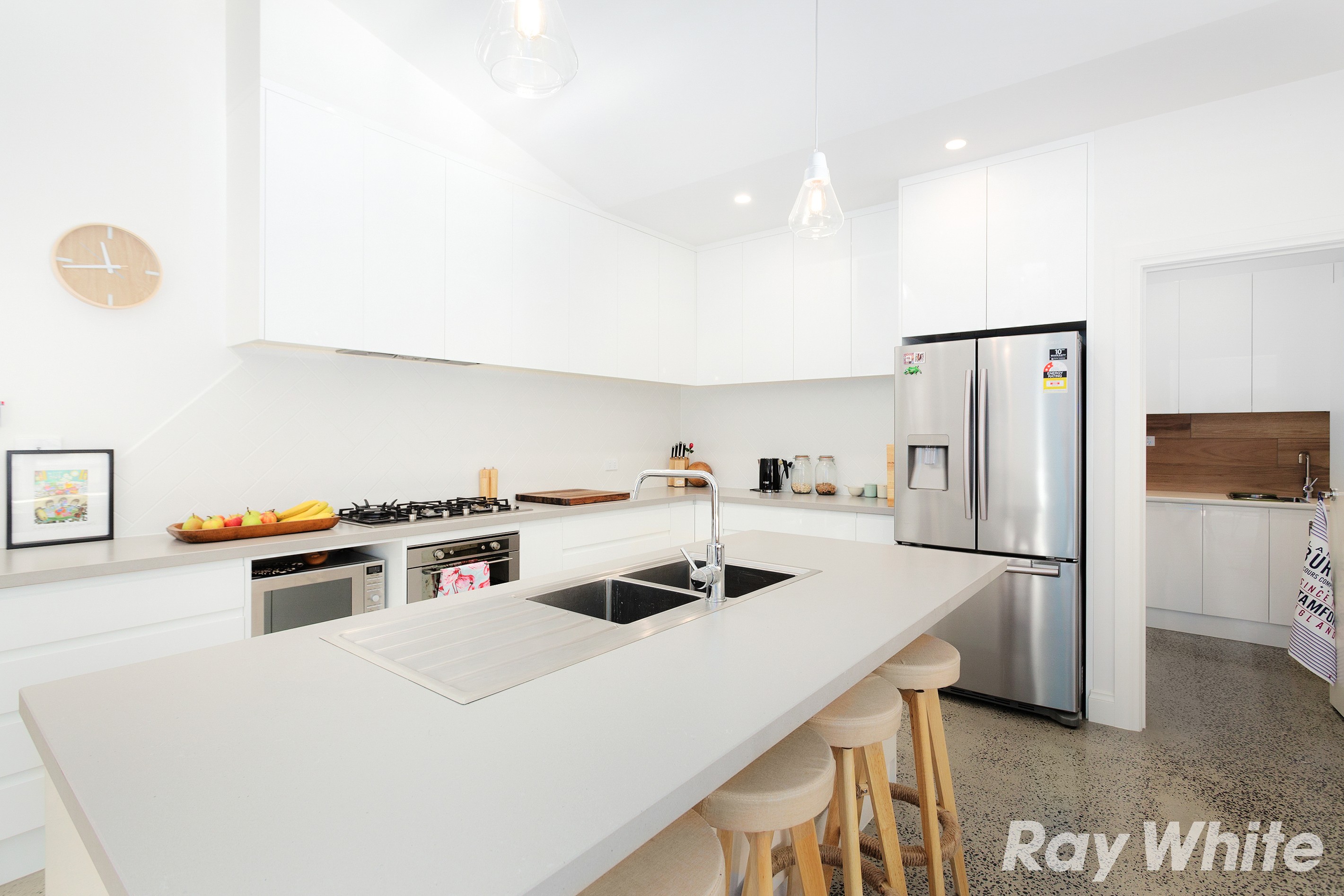 8a James Street, Pakenham, VIC 3810