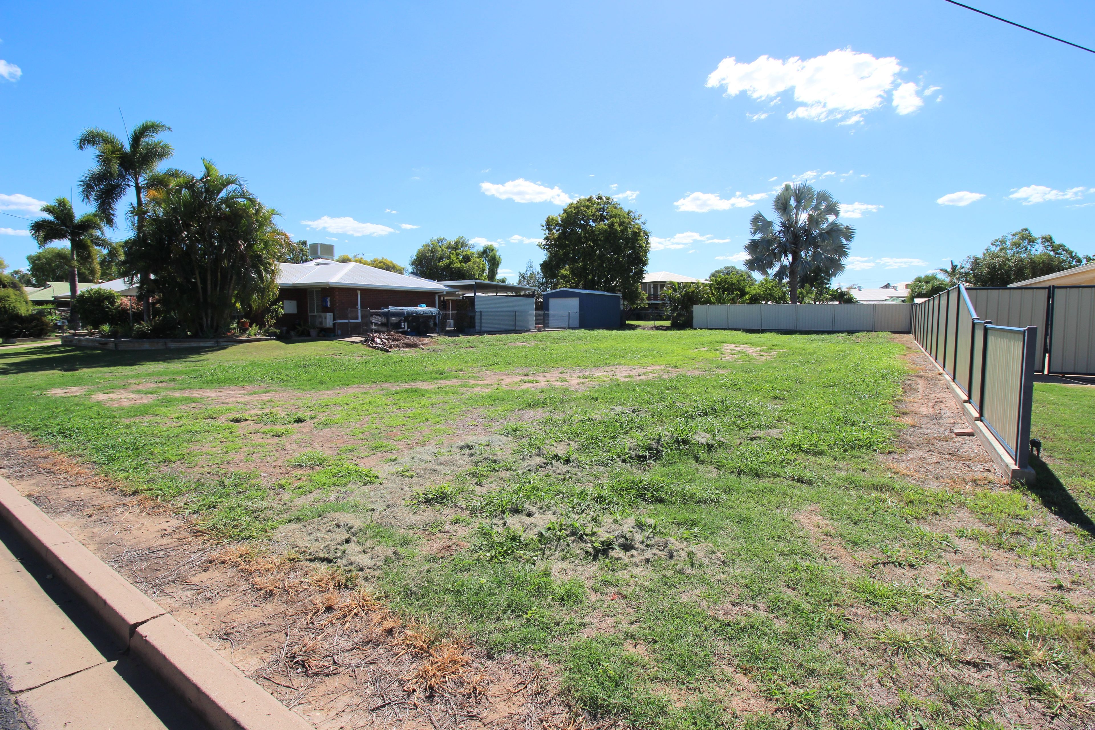 19 Barry Street, Emerald, QLD 4720