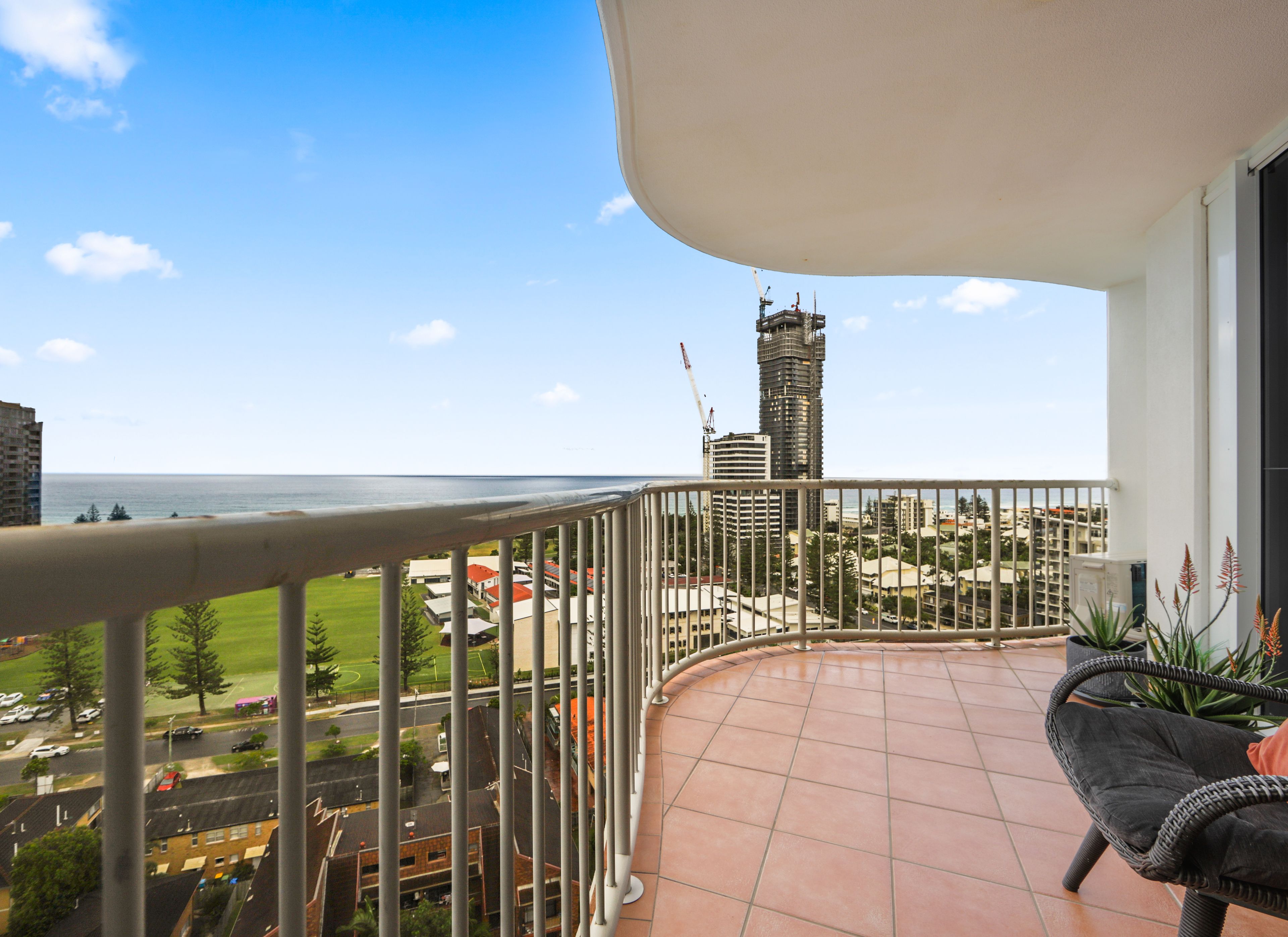 2152/2633 Gold Coast Highway, Broadbeach, QLD 4218