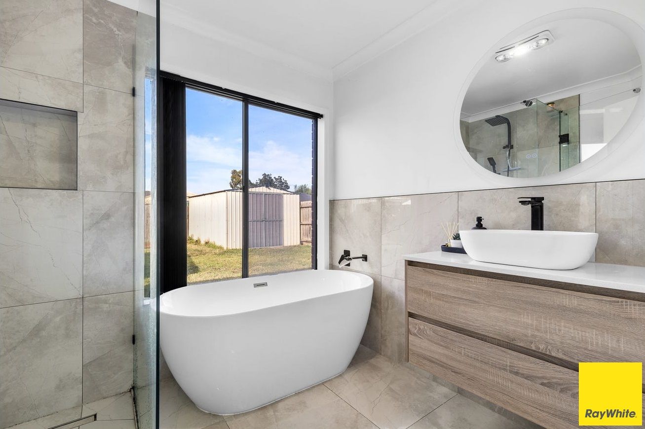 29 Kingsfield Way — photo 14 of 15