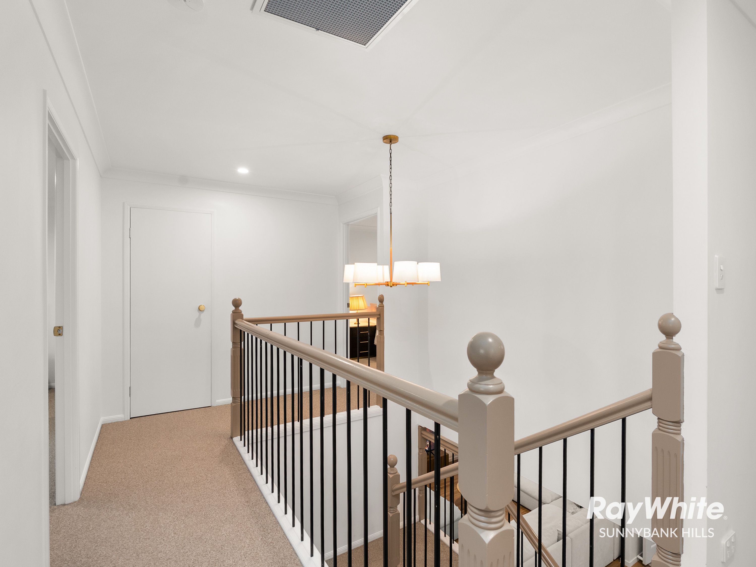 22 Cornell Close — photo 17 of 30