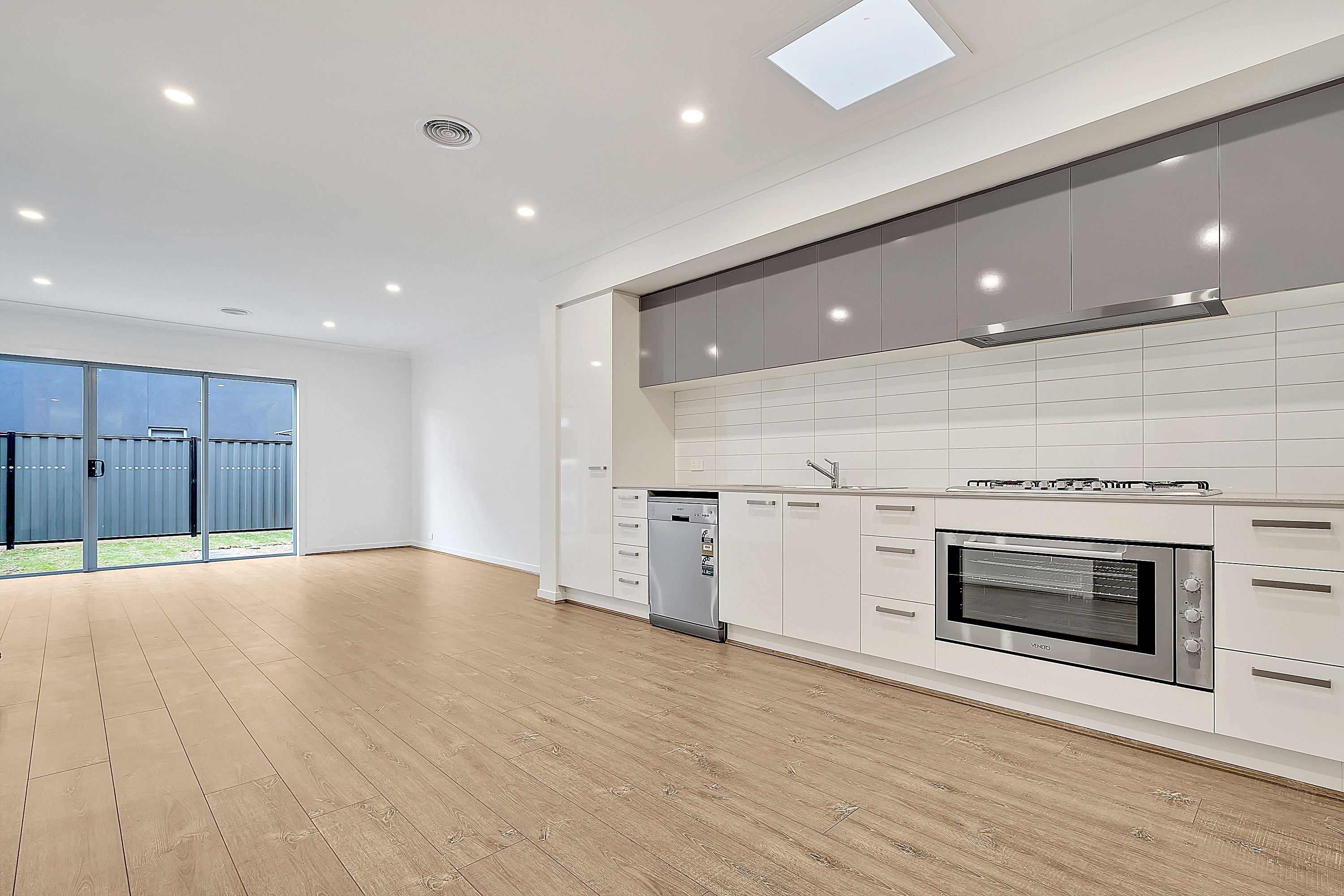 53 Regatta Drive, Craigieburn, VIC 3064