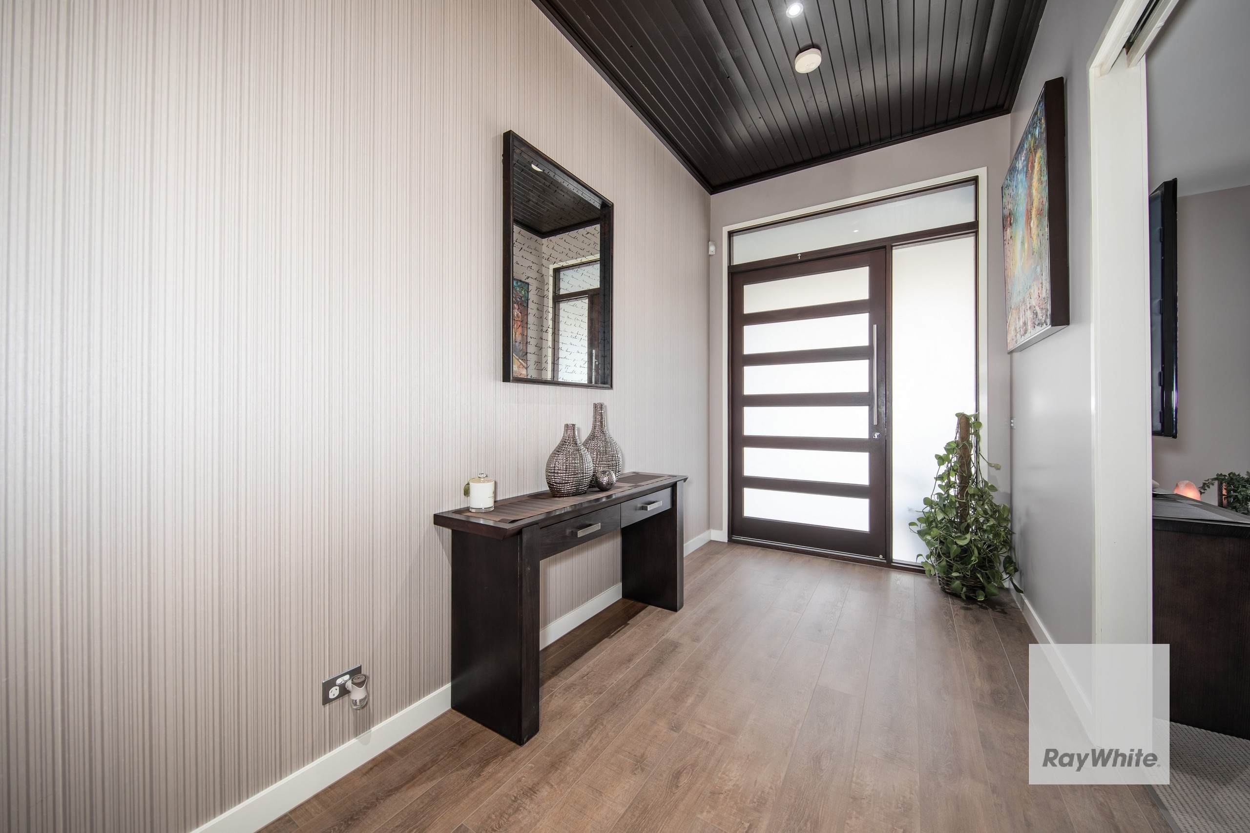 9 Waverton Court, Taylors Hill, VIC 3037