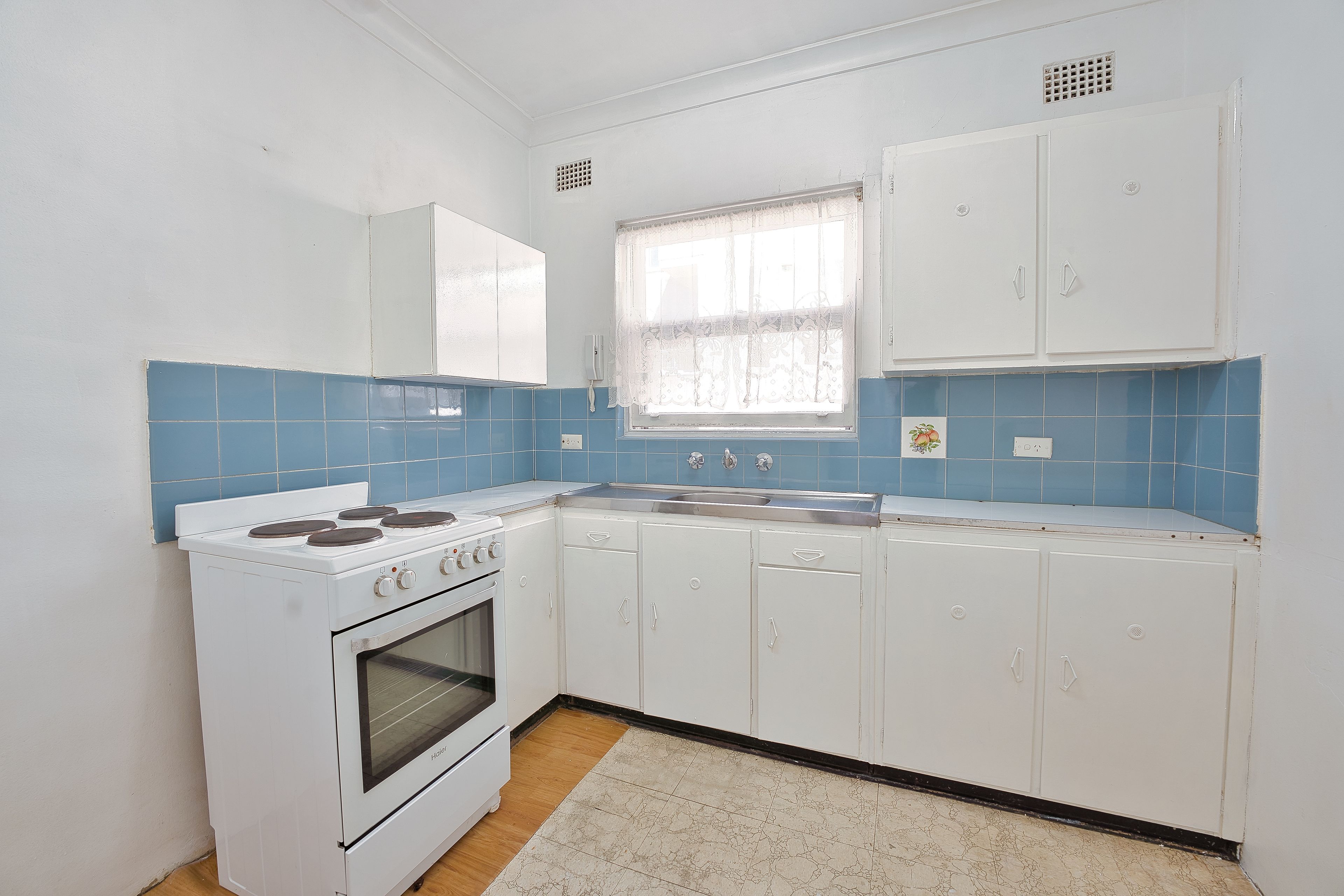 8/23 Gloucester Road, Hurstville, NSW 2220