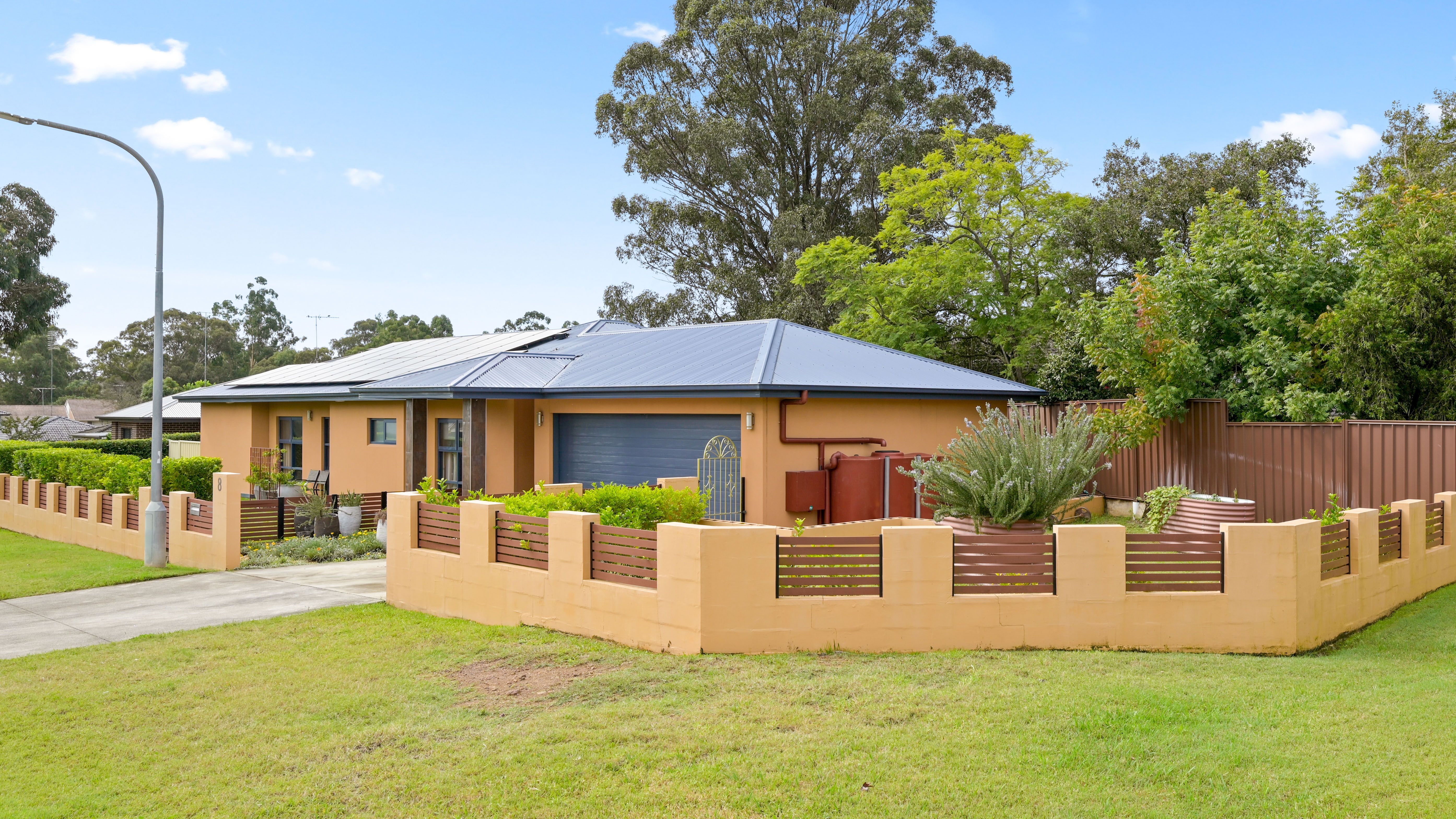 8 Mosely Avenue, South Penrith, NSW 2750
