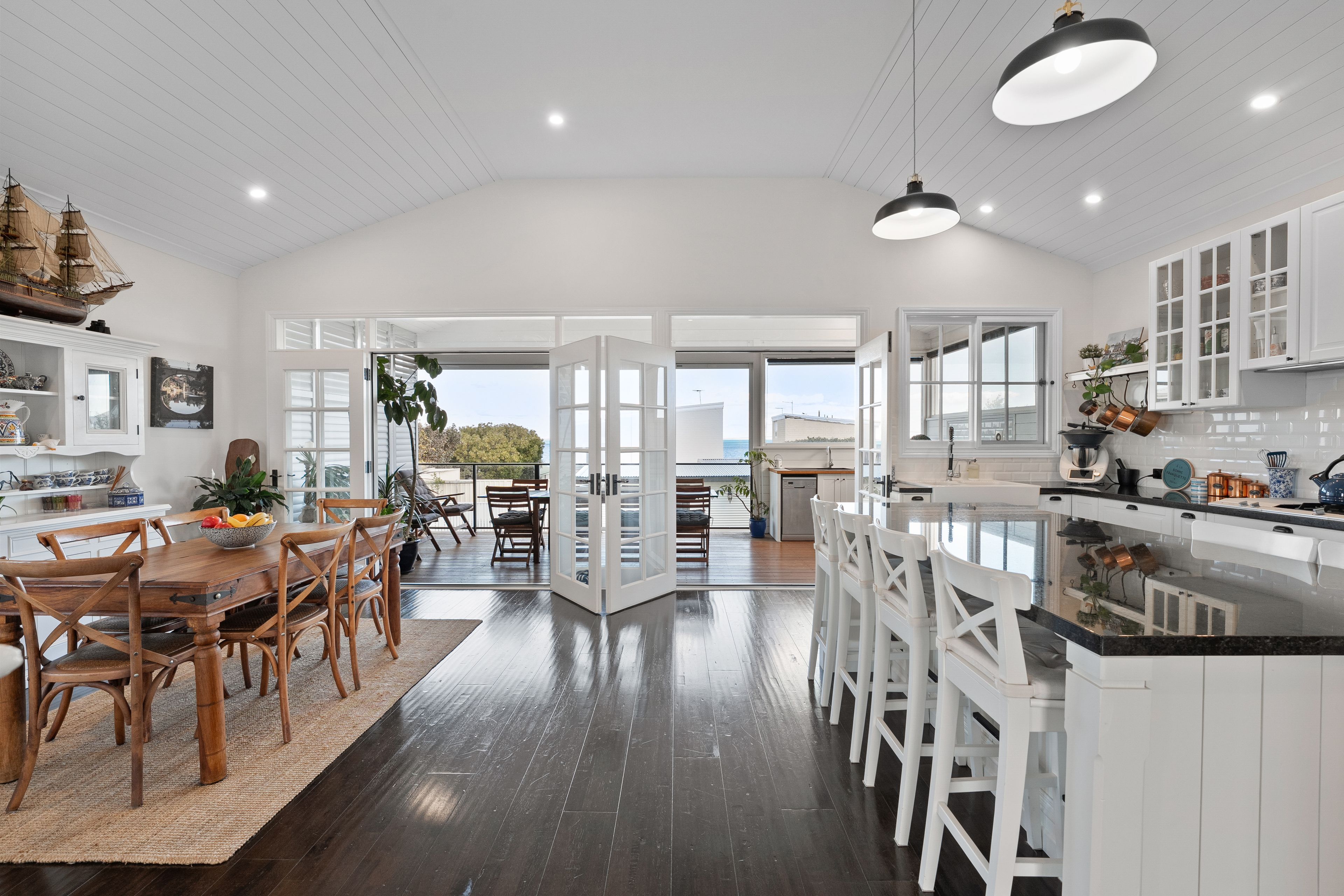 11 Penguin Road — photo 11 of 30