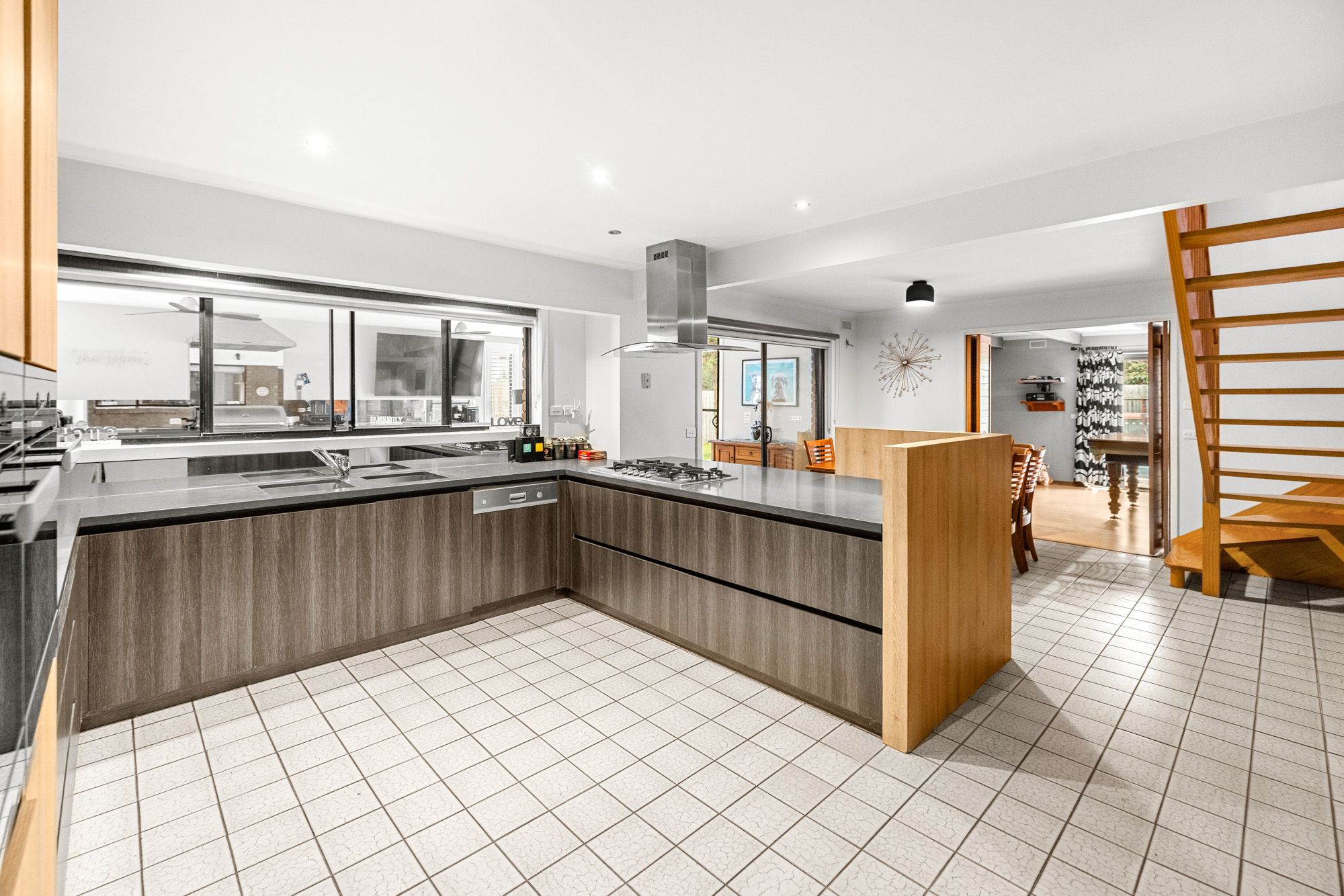 30 Tyrone Street — photo 8 of 23