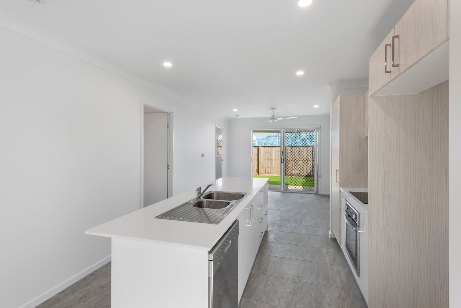 52 Snowdonia Crescent, Yarrabilba, QLD 4207