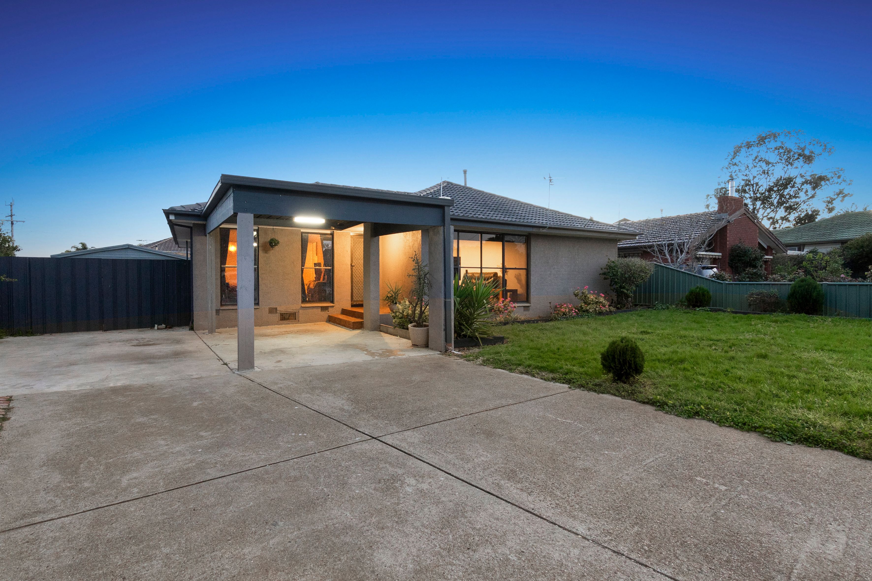 10 Greenhill Crescent, Wyndham Vale, VIC 3024