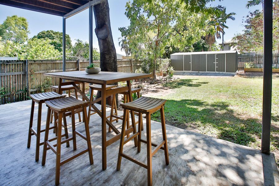 14 Maryvale Street — photo 13 of 14