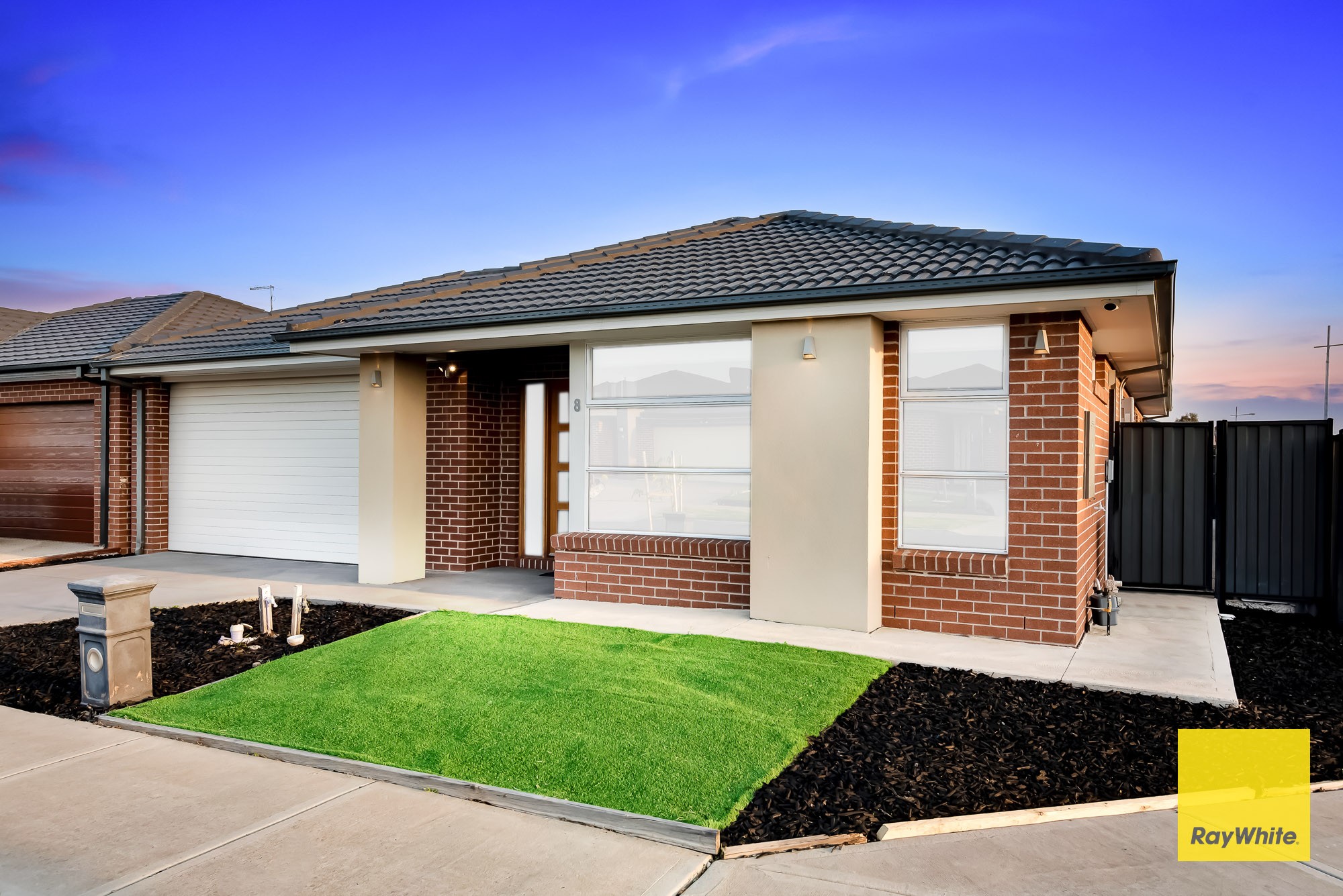 8 Hillcrest Parade, Tarneit, VIC 3029
