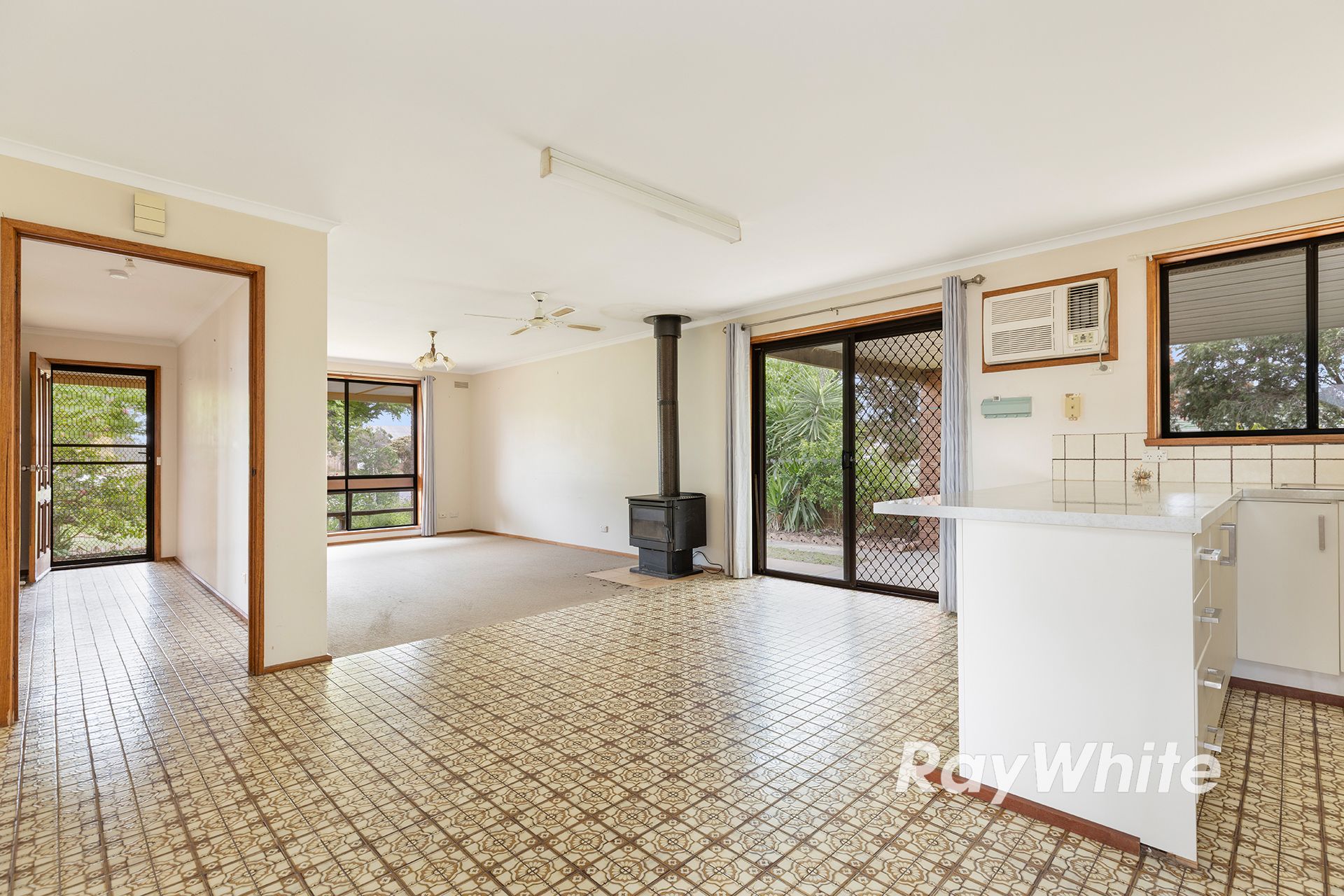 29 Lockington Road — photo 6 of 24