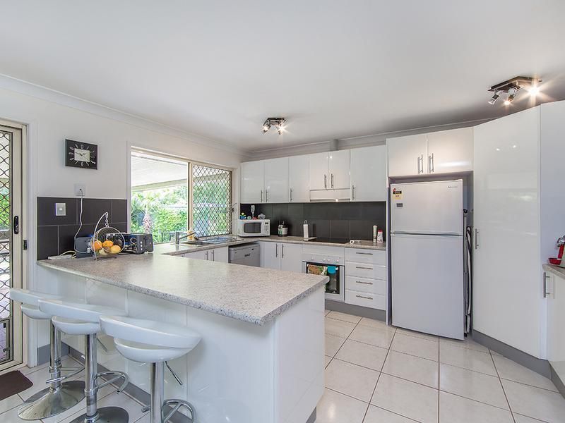 4 Rochelle Place, Deception Bay, QLD 4508