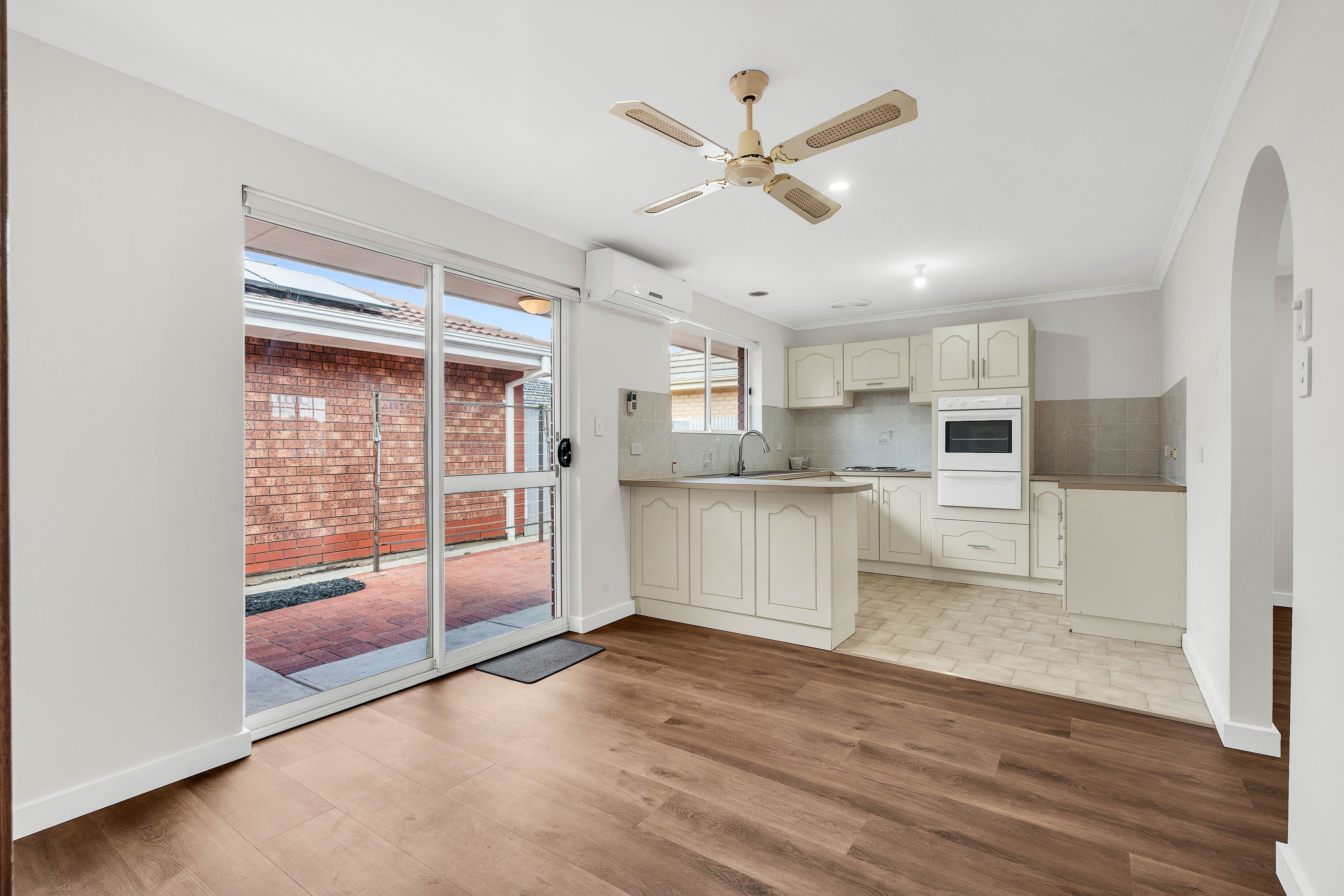 1/2 Sheridan Street — photo 3 of 17