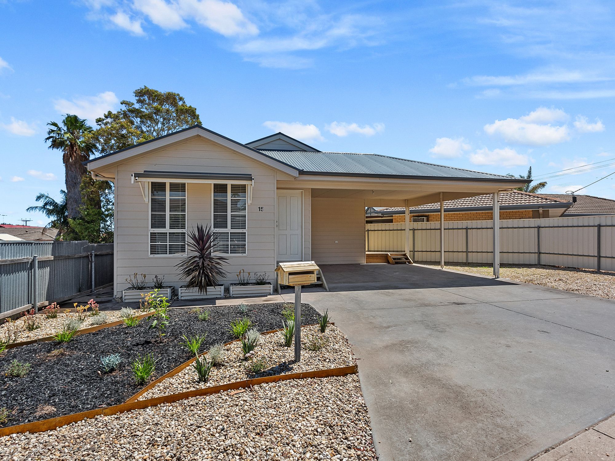 15 Johnson Crescent, Port Noarlunga SA 5167