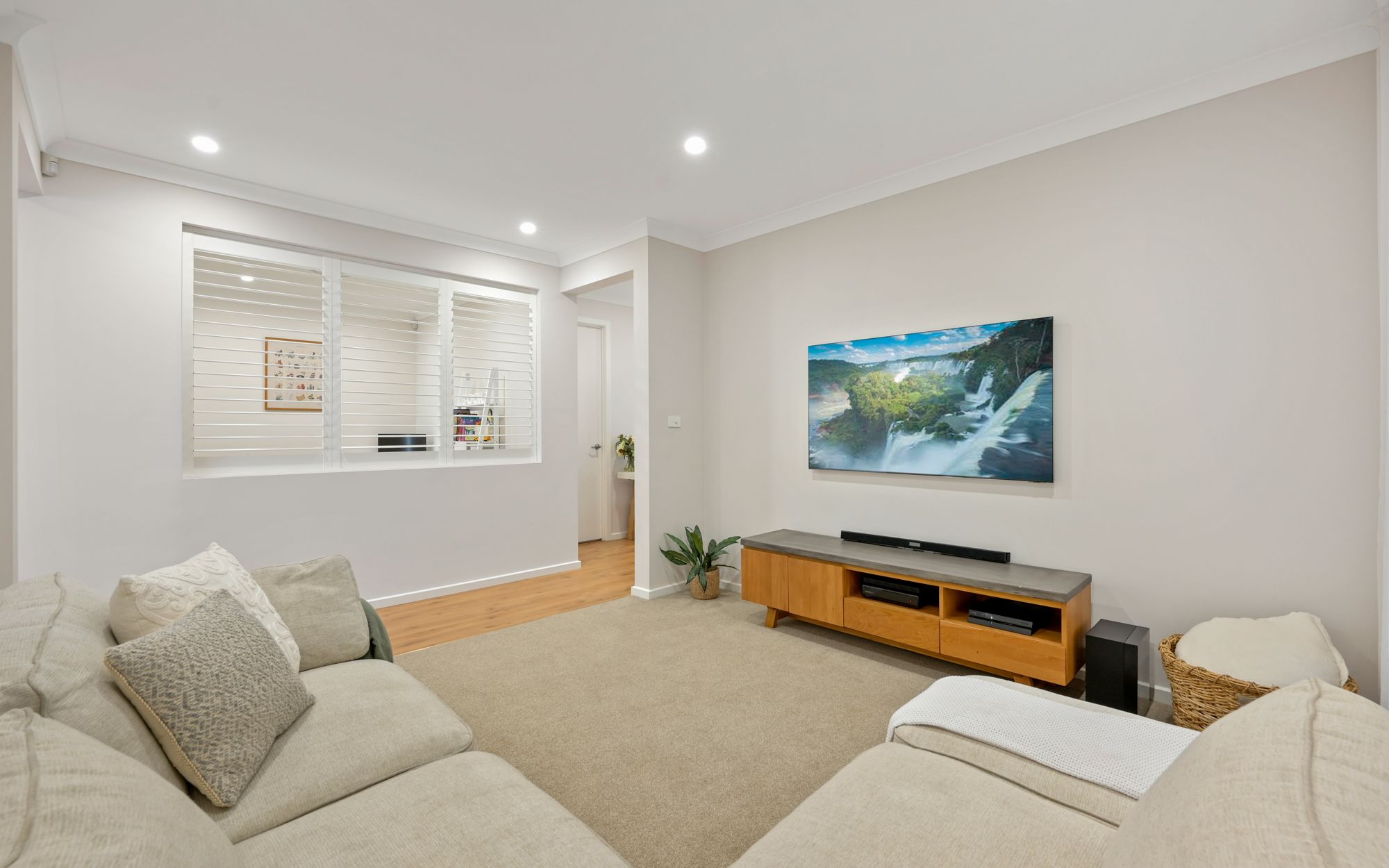 8 Neville Street, Oran Park, NSW 2570