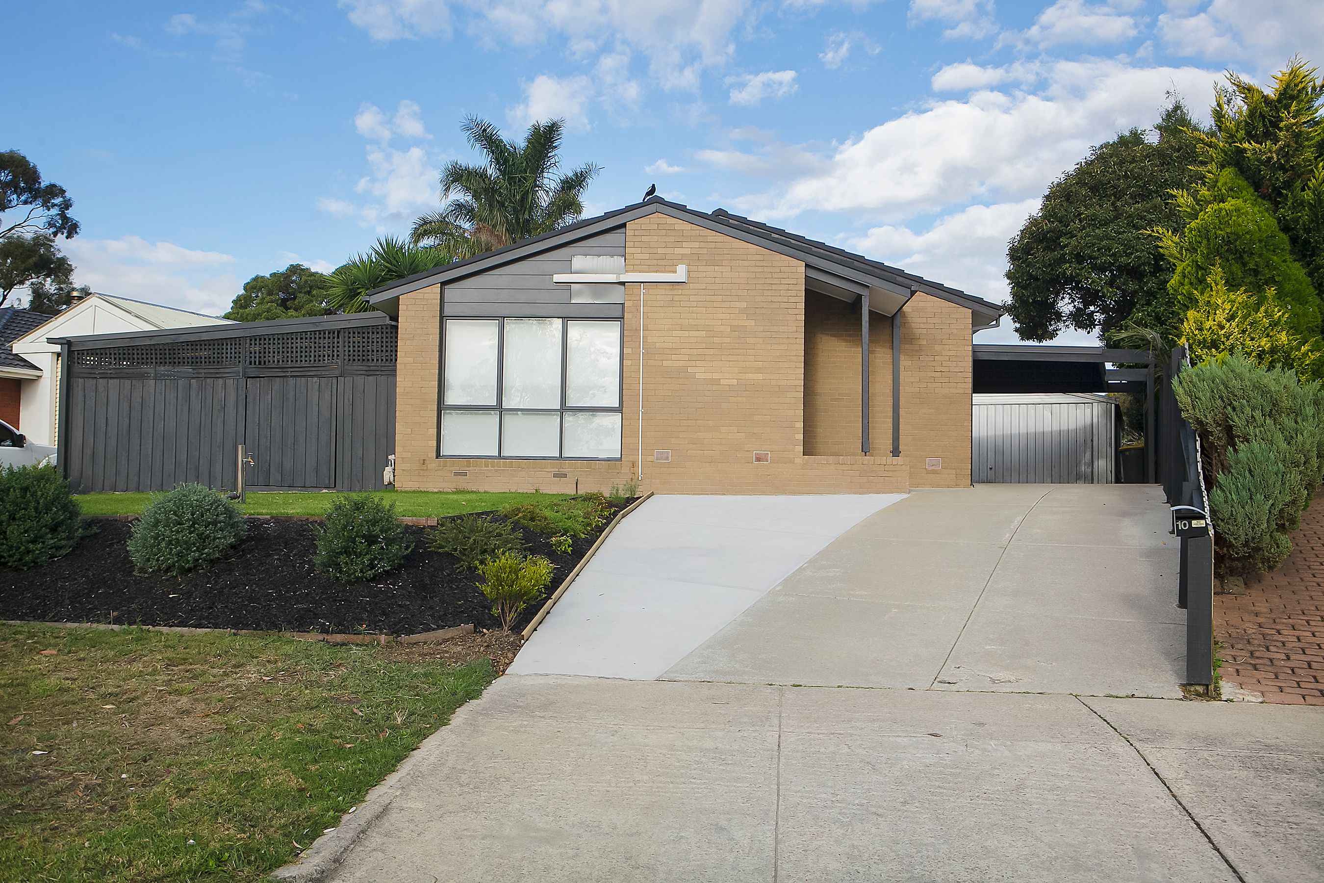 10 bush Court, Langwarrin VIC 3910