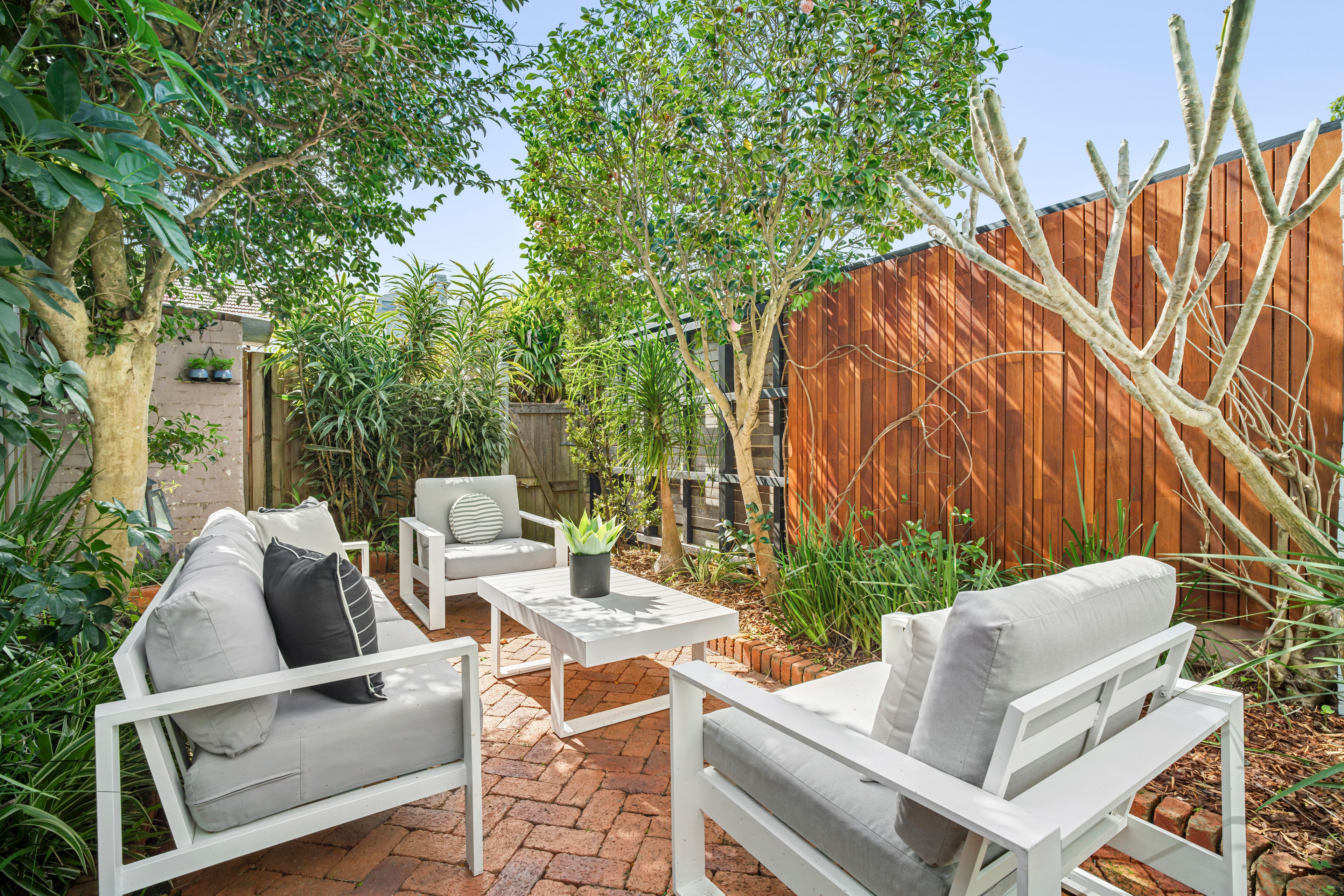 8 Olive Street — photo 10 of 30