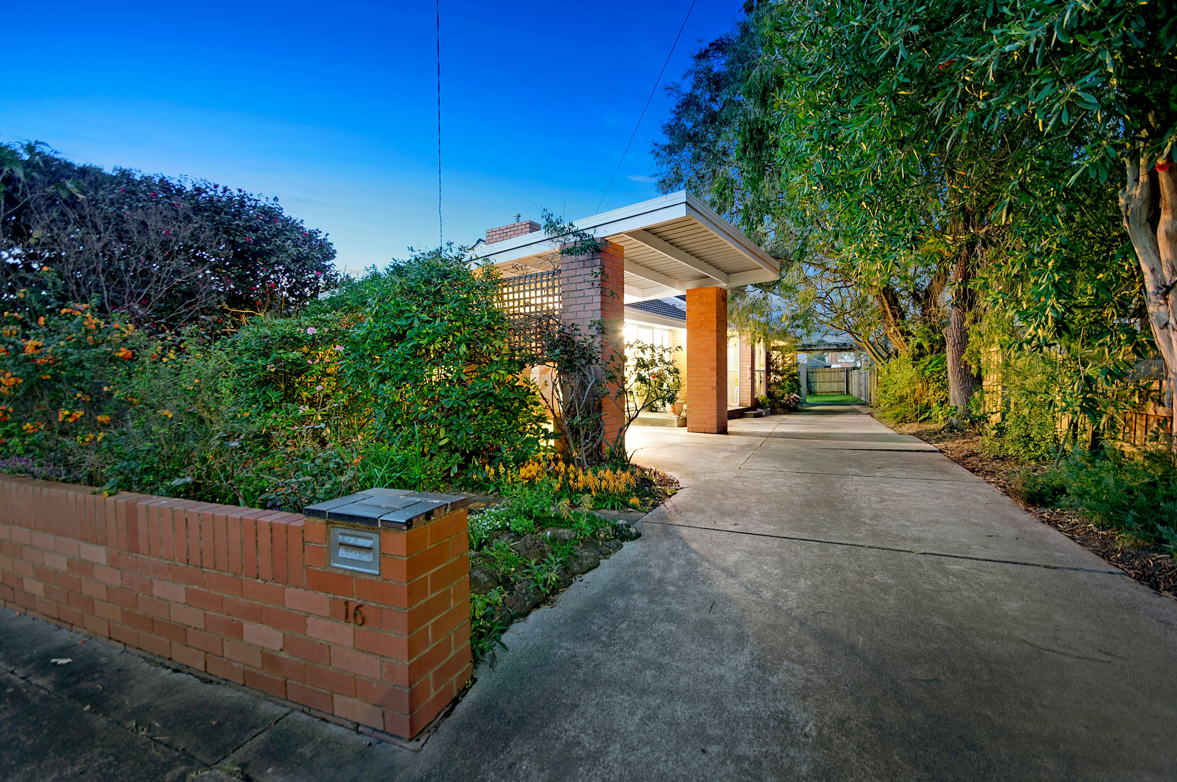 16 Murawa Street, Frankston, VIC 3199