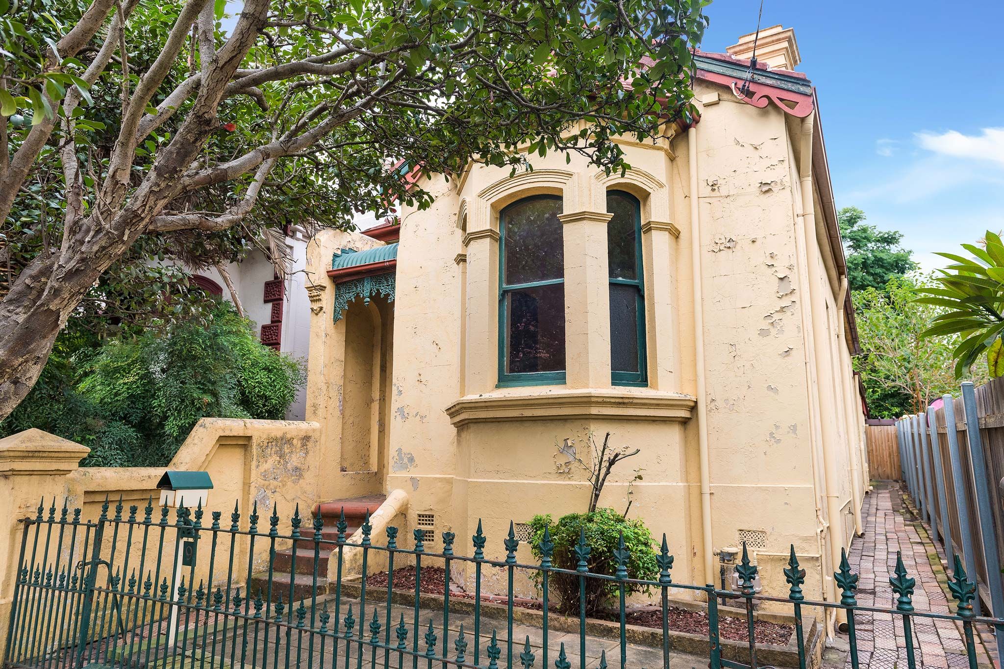 9 Fort Street