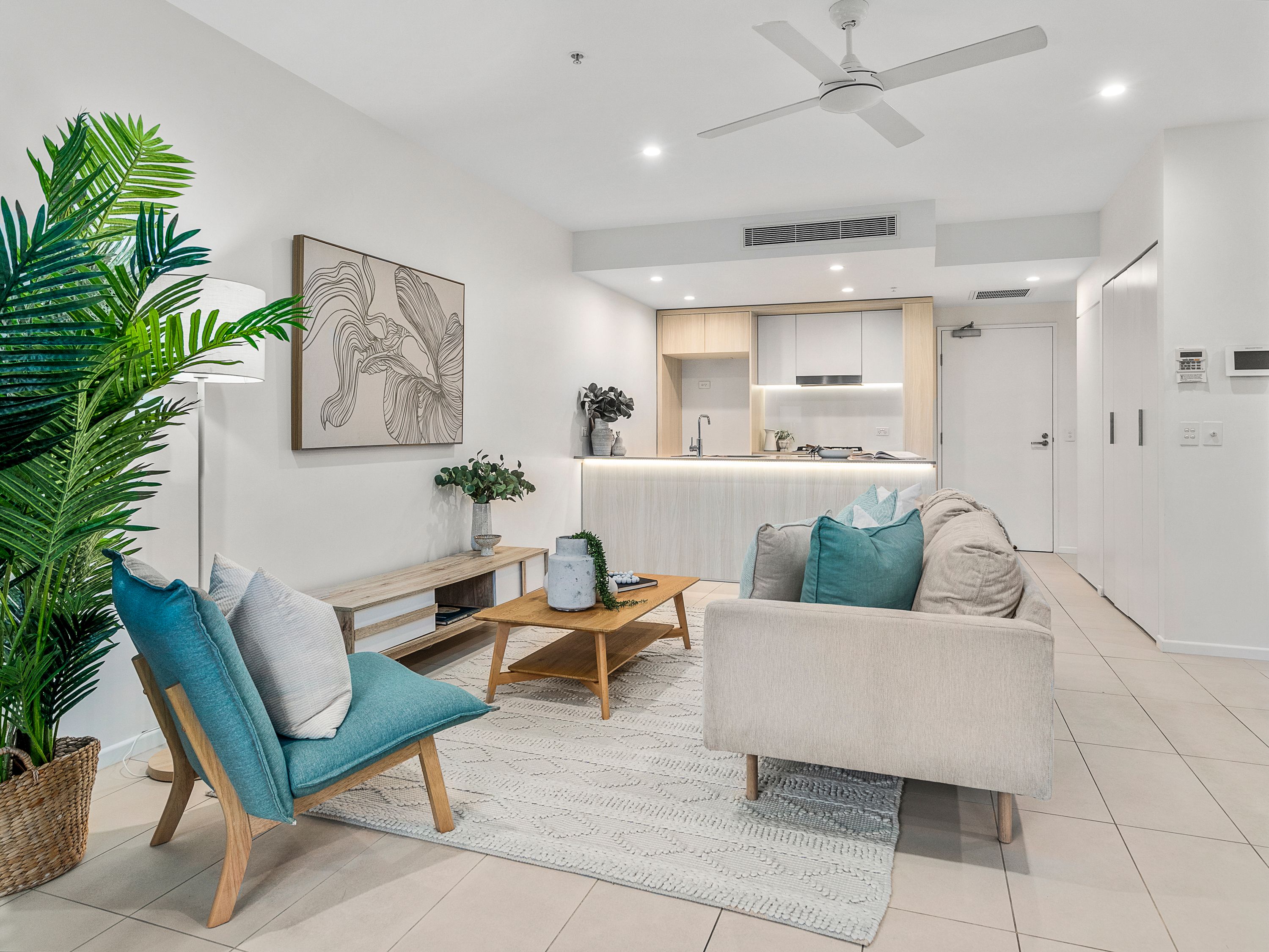 2003/123 Cavendish Road, Coorparoo, QLD 4151