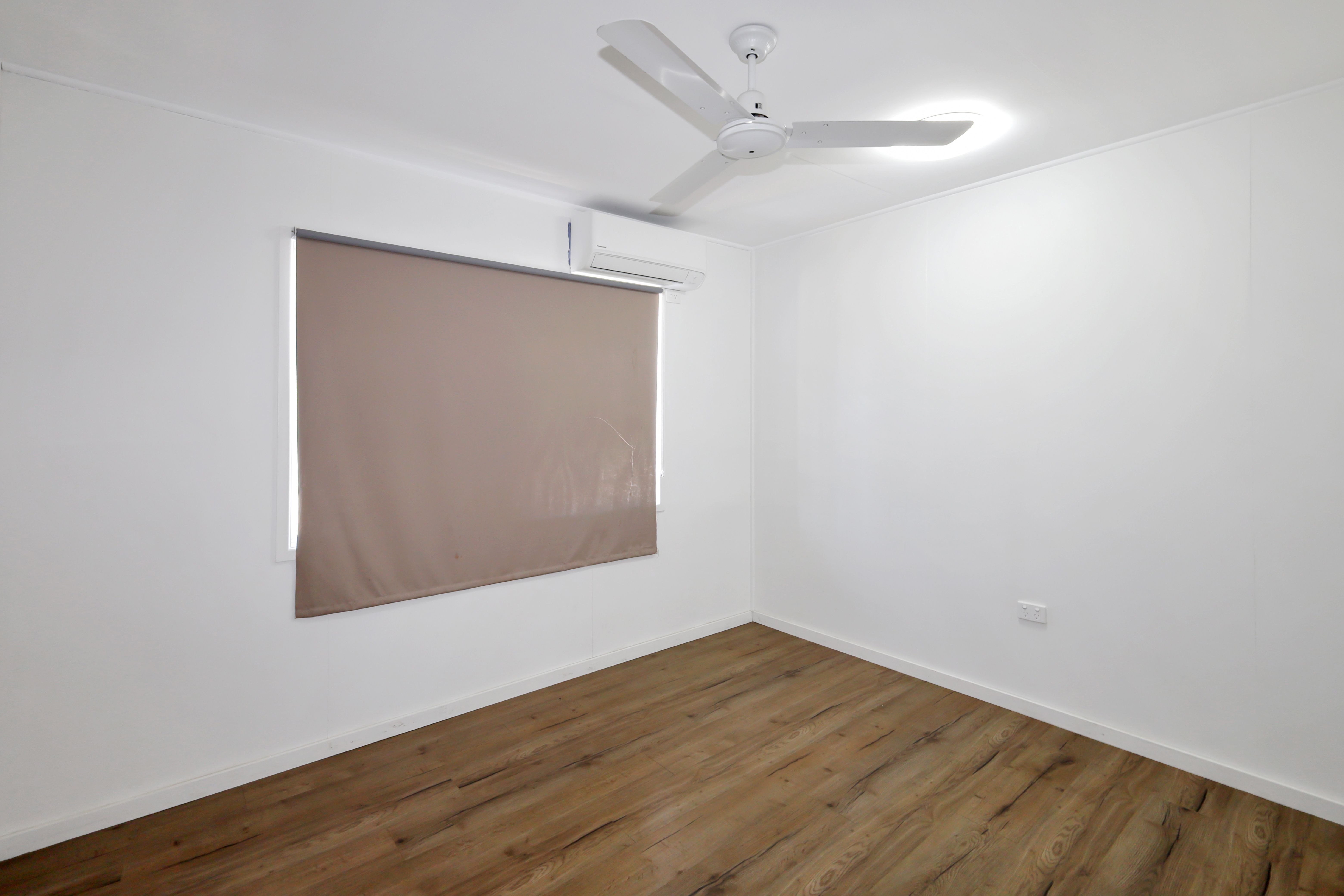 25 Brooks Road — photo 5 of 13