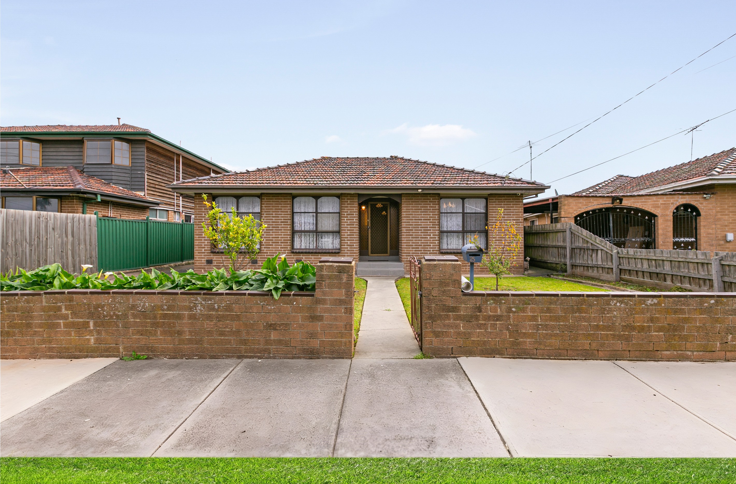 25 Leeson Grove, Lalor, VIC 3075