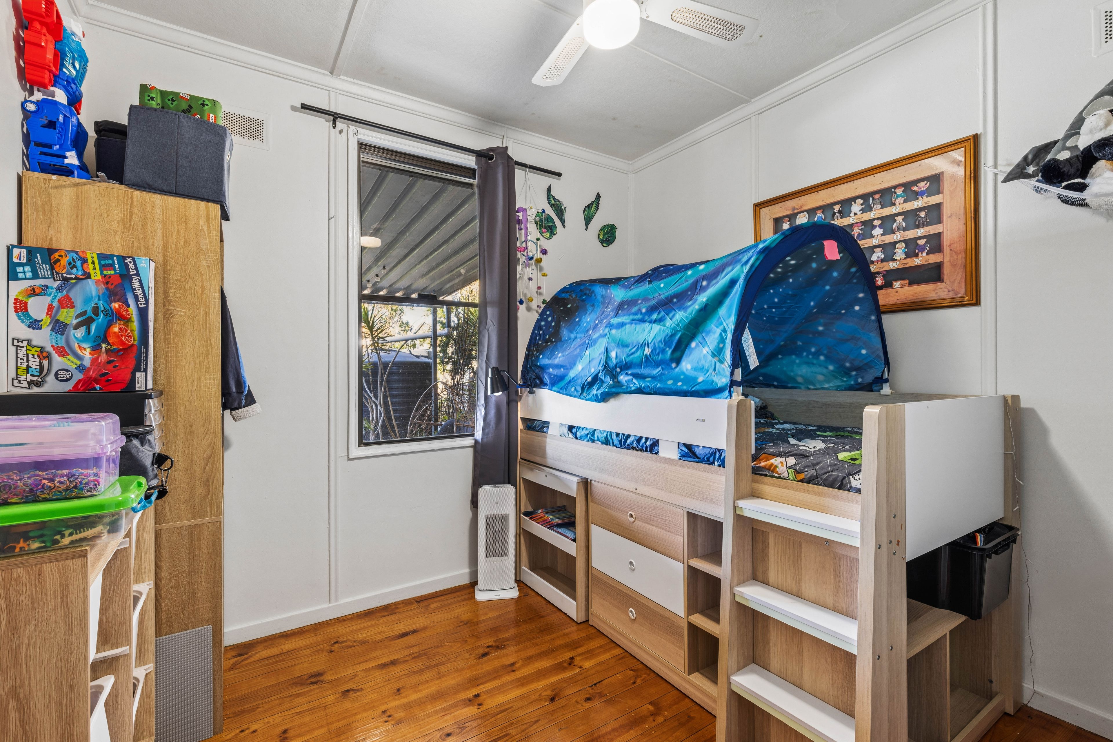 5 Tiller Street — photo 11 of 25