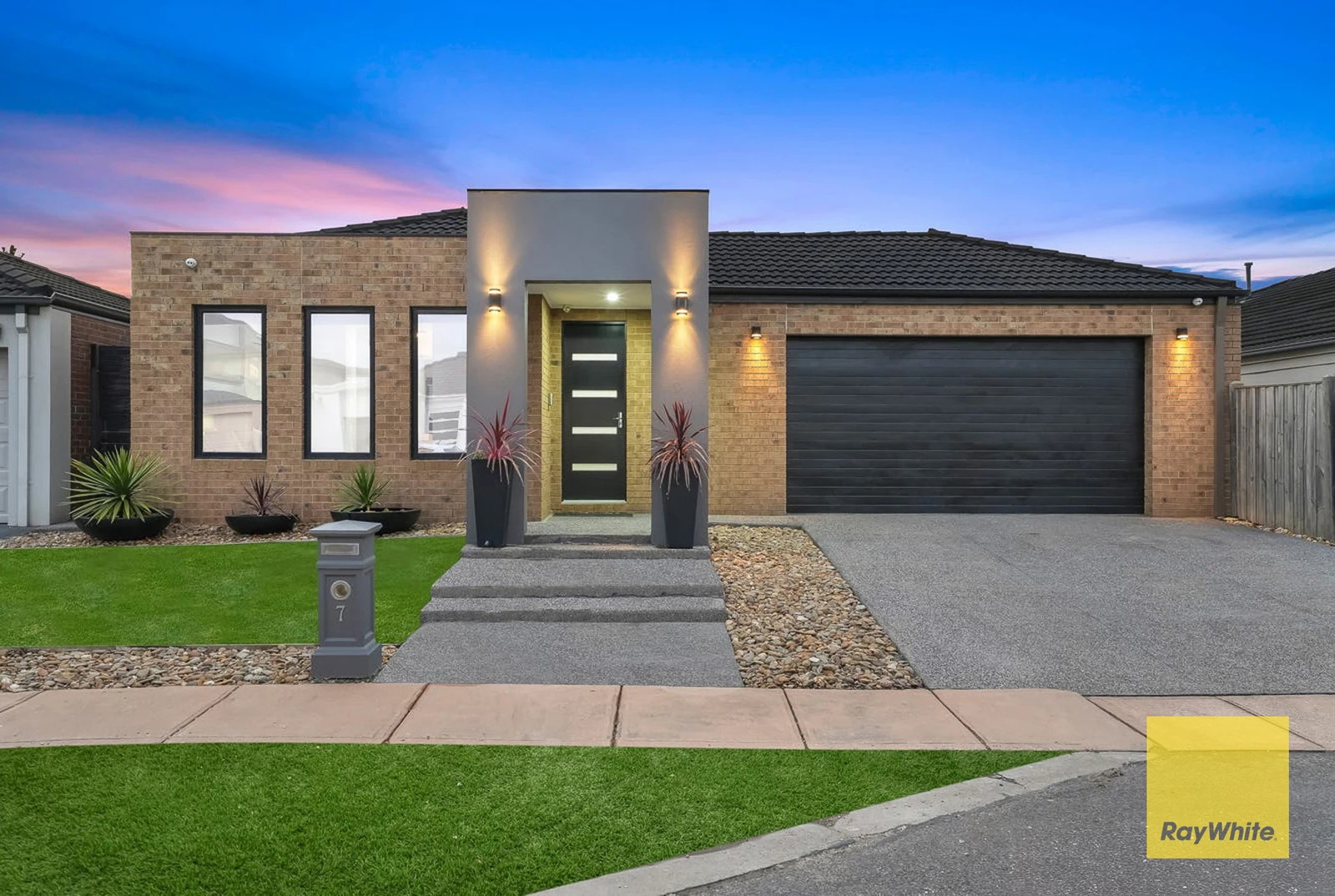 7 Greenfinch Court, Williams Landing, VIC 3027