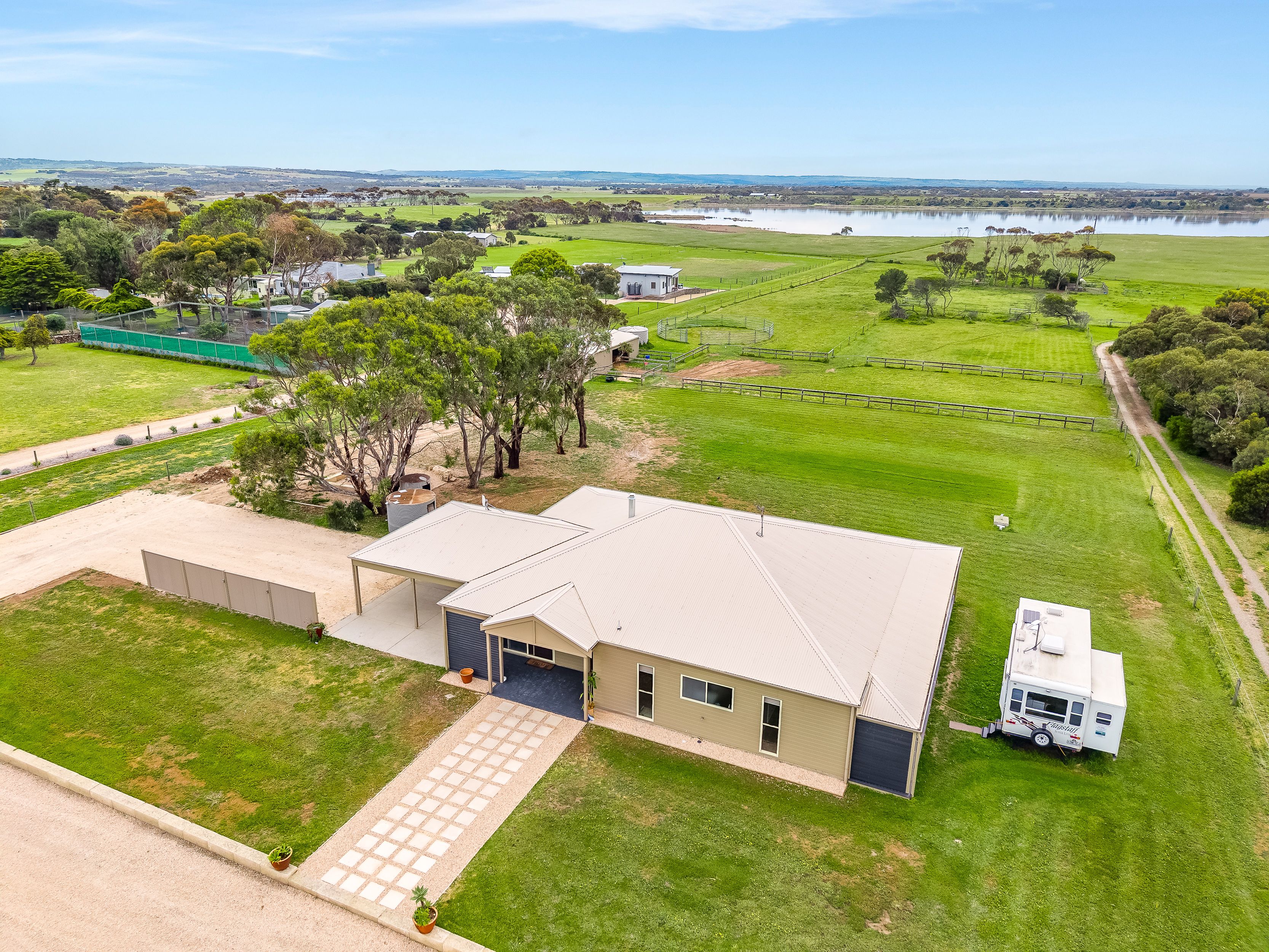 34 McKinlay Court — photo 5 of 30